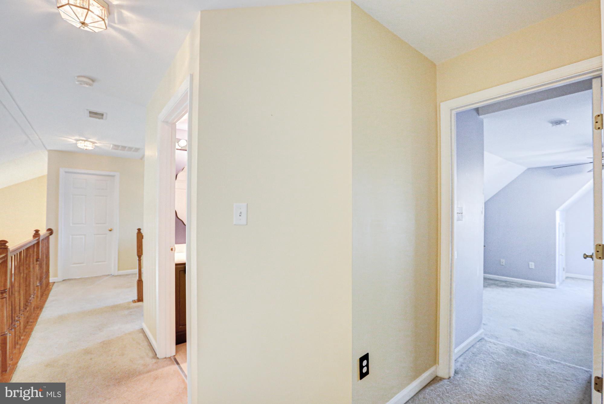 MIDDLETOWN CROSSING - Residential