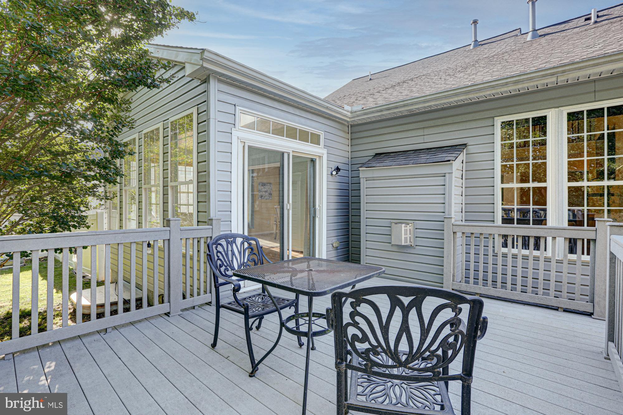 MIDDLETOWN CROSSING - Residential