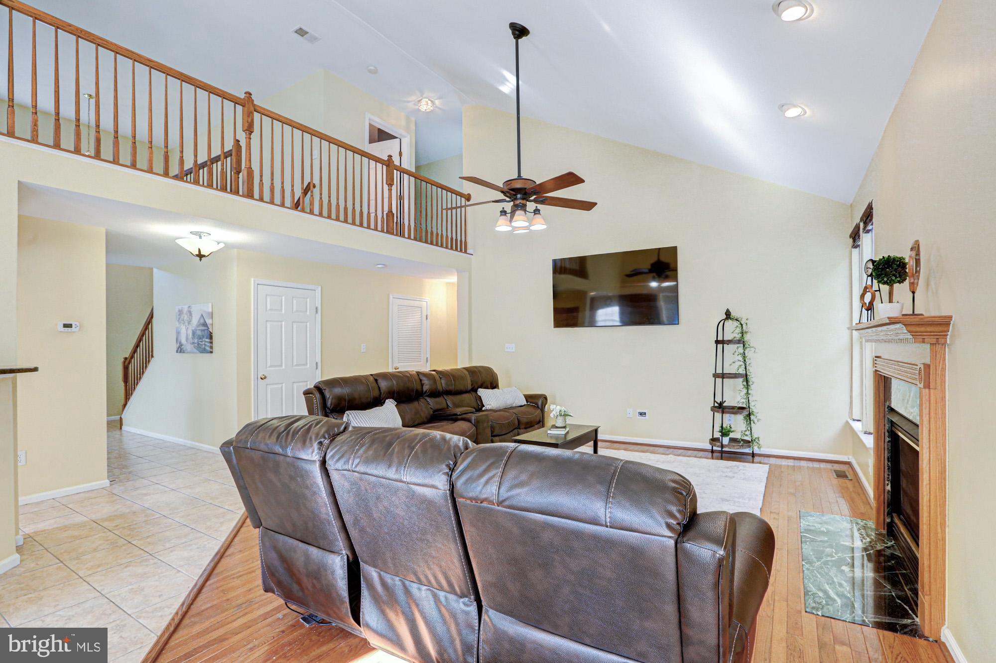 MIDDLETOWN CROSSING - Residential