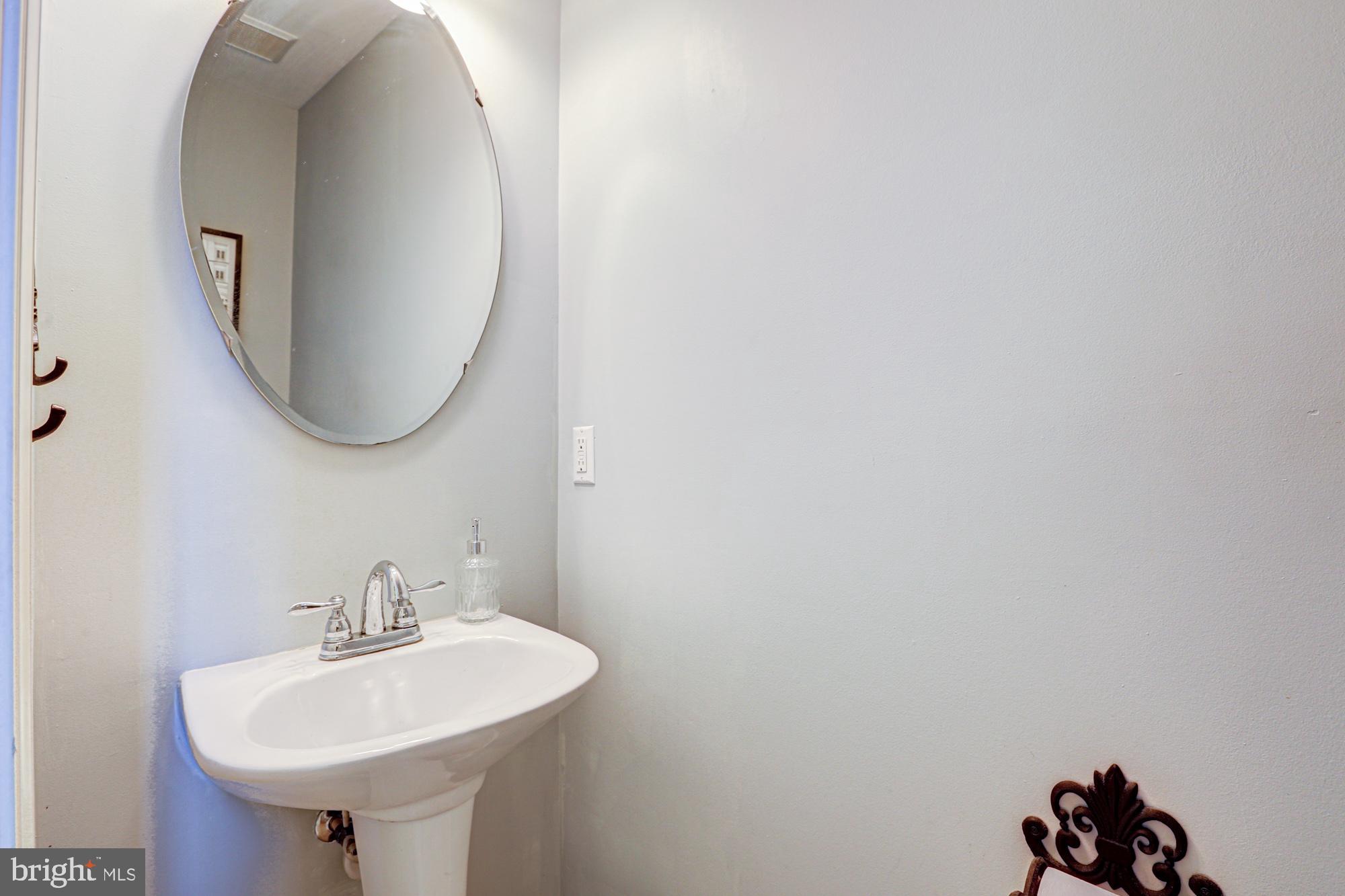 MIDDLETOWN CROSSING - Residential