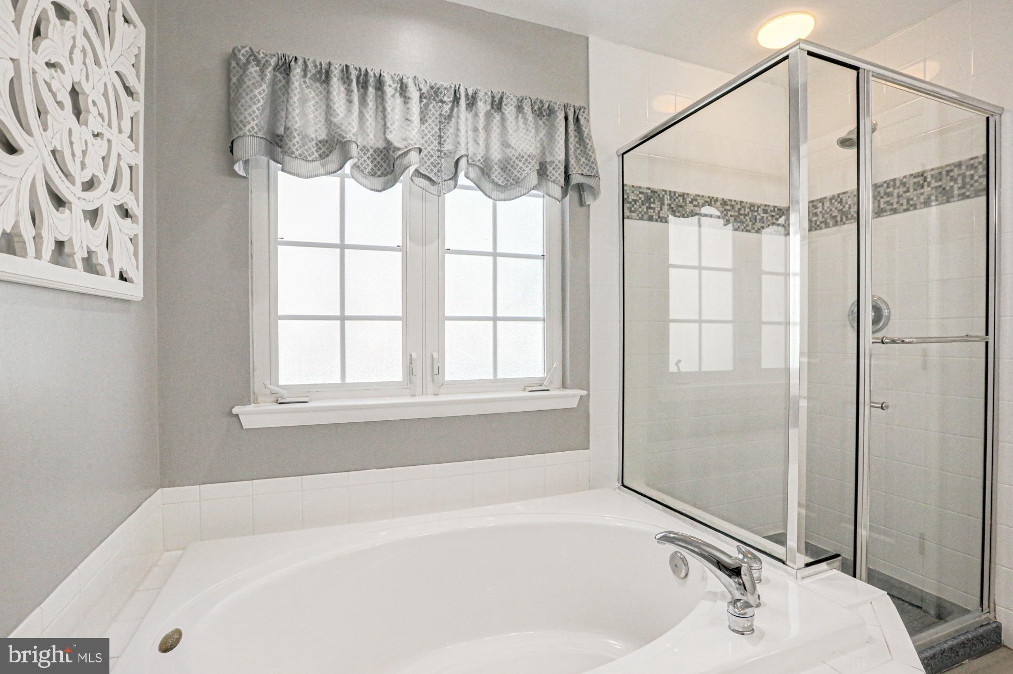 MIDDLETOWN CROSSING - Residential
