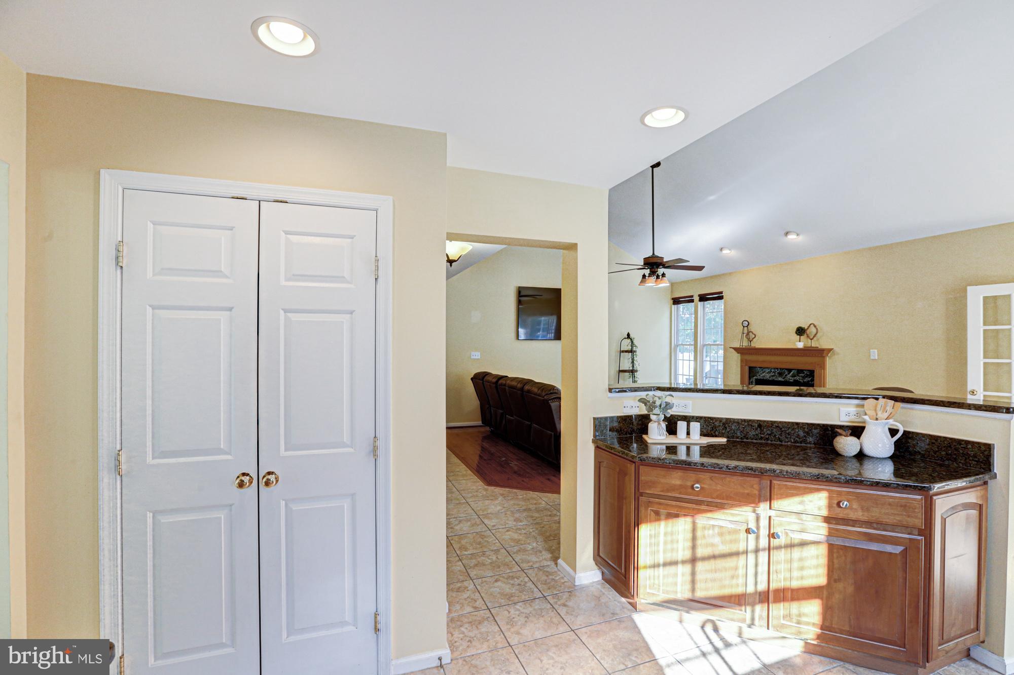 MIDDLETOWN CROSSING - Residential