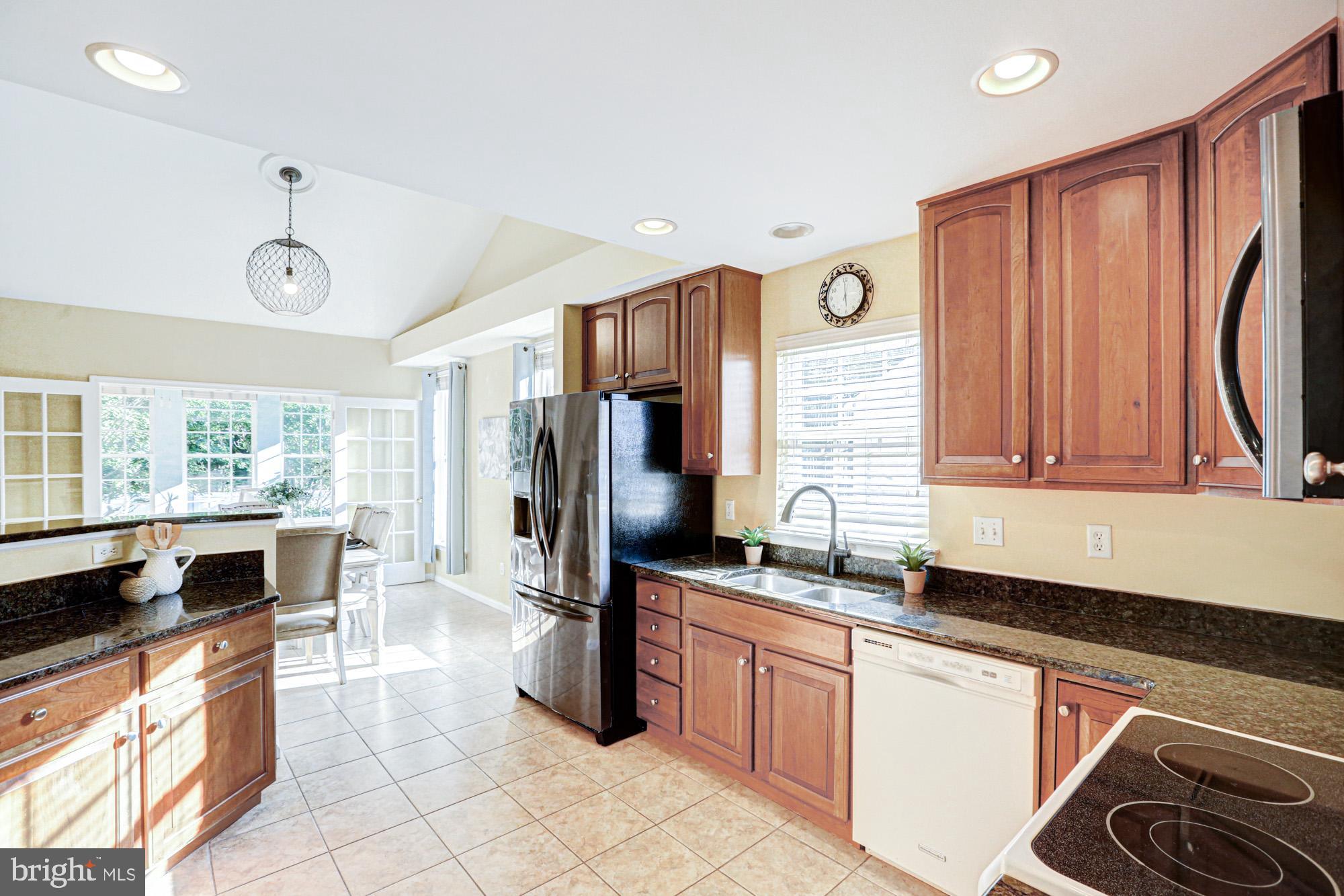 MIDDLETOWN CROSSING - Residential