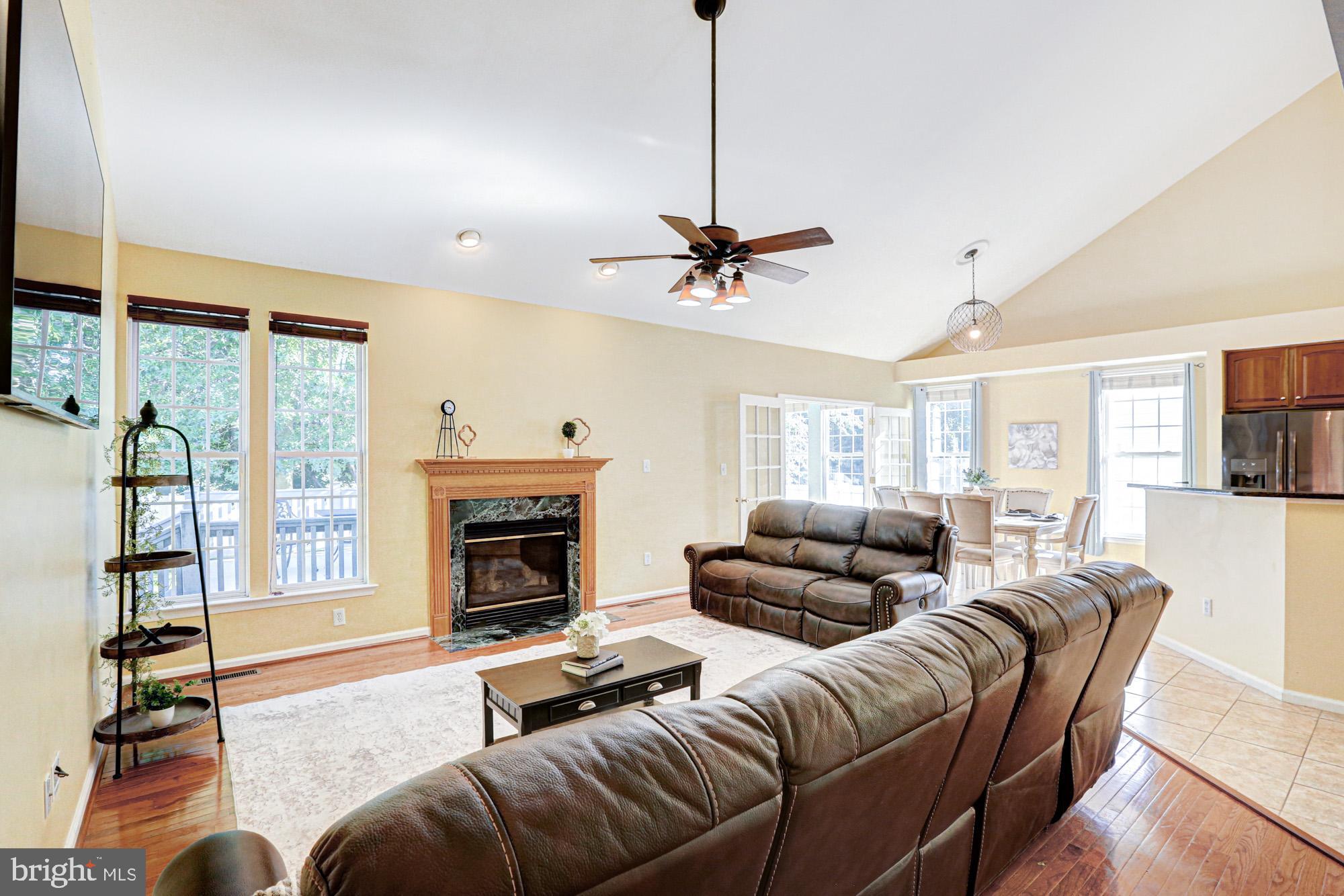 MIDDLETOWN CROSSING - Residential