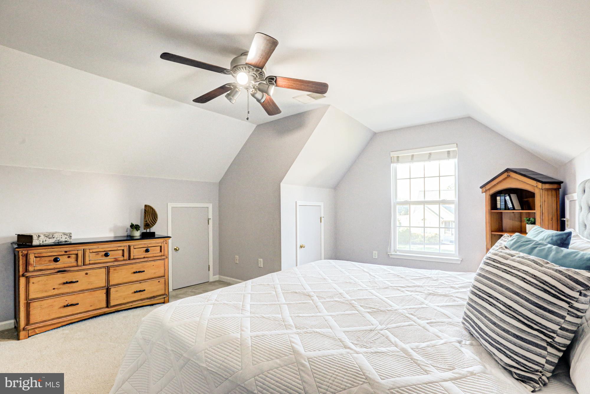 MIDDLETOWN CROSSING - Residential