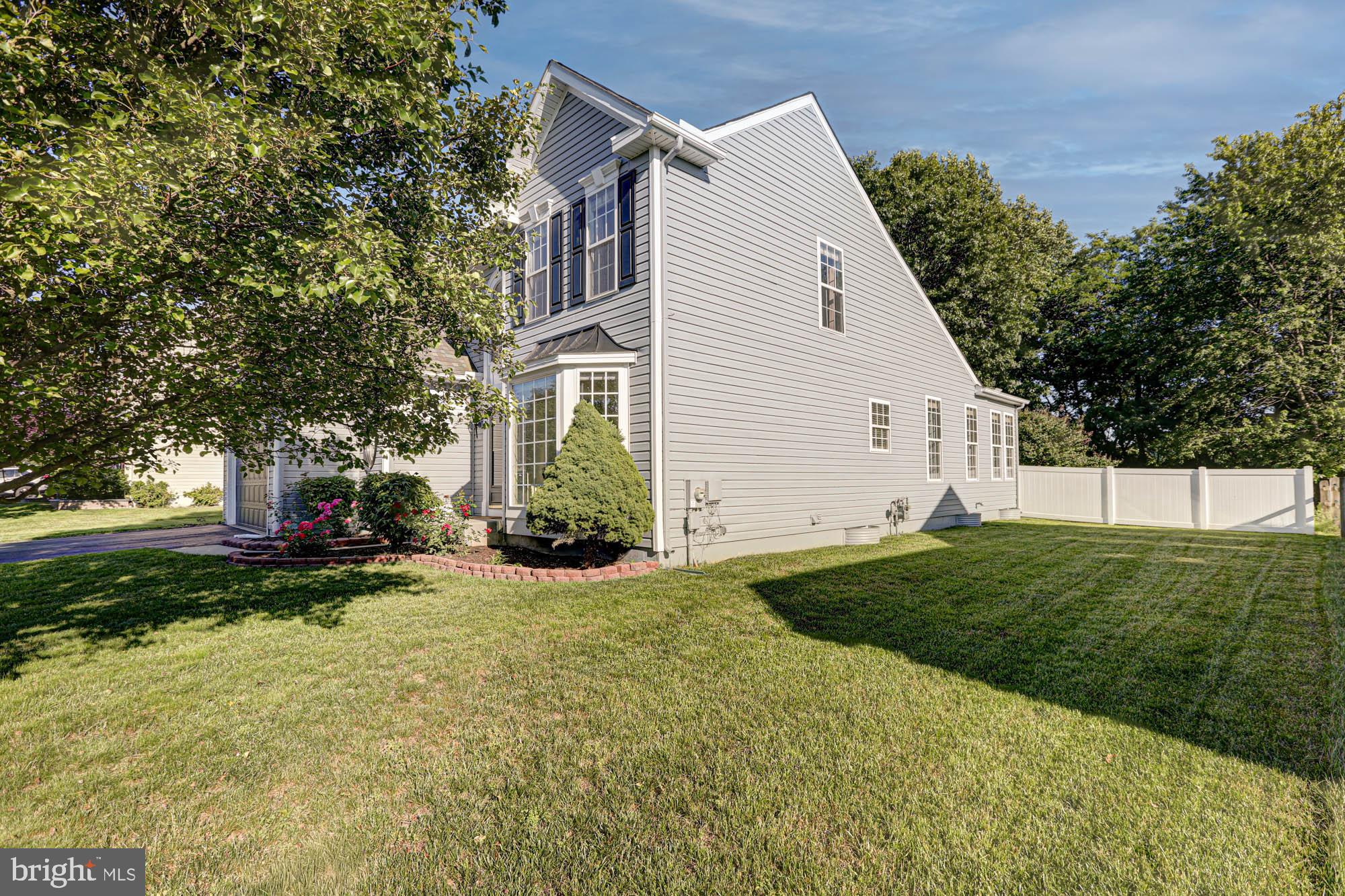 MIDDLETOWN CROSSING - Residential