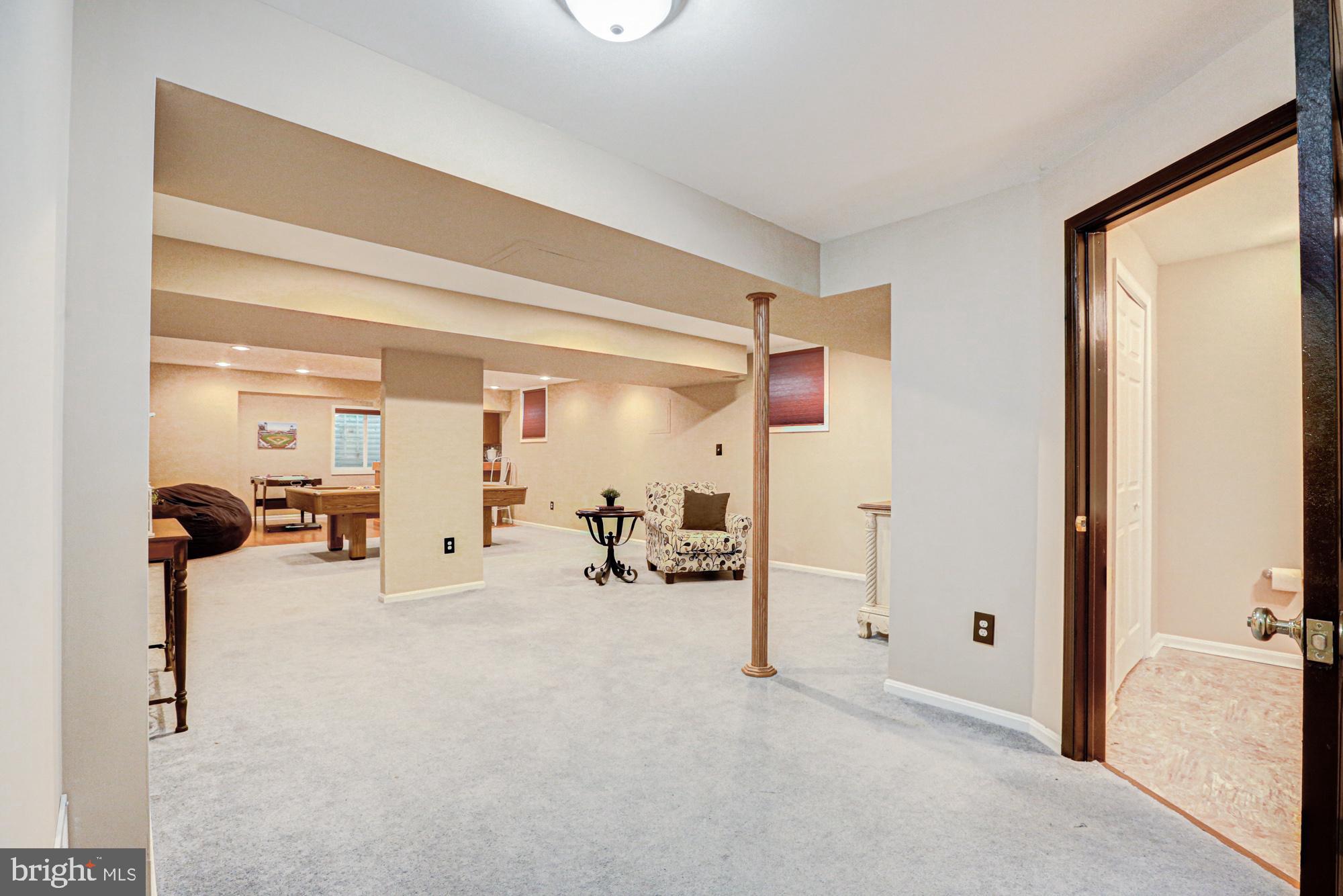 MIDDLETOWN CROSSING - Residential