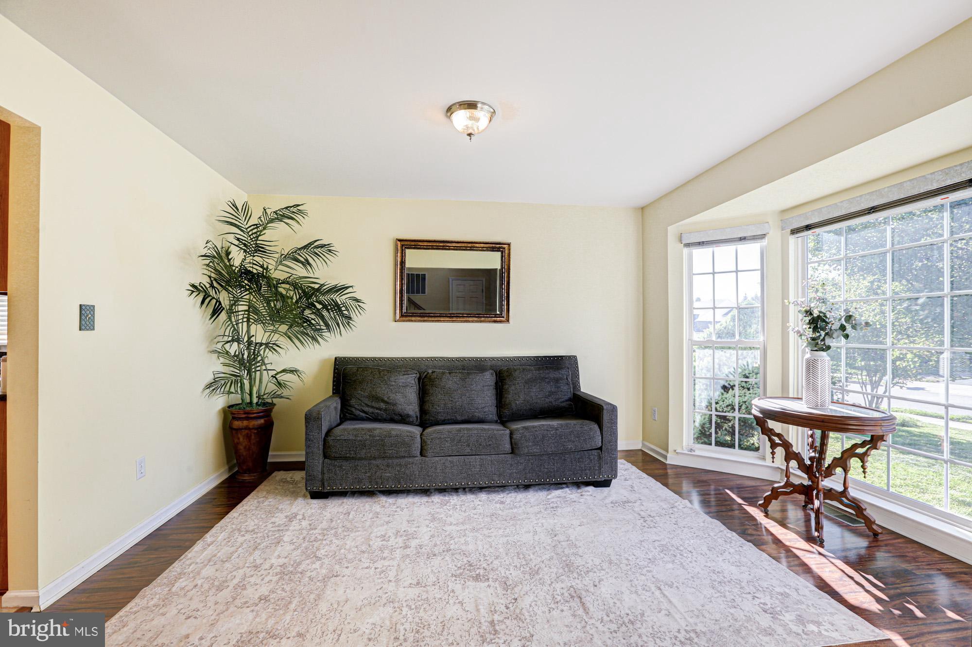 MIDDLETOWN CROSSING - Residential