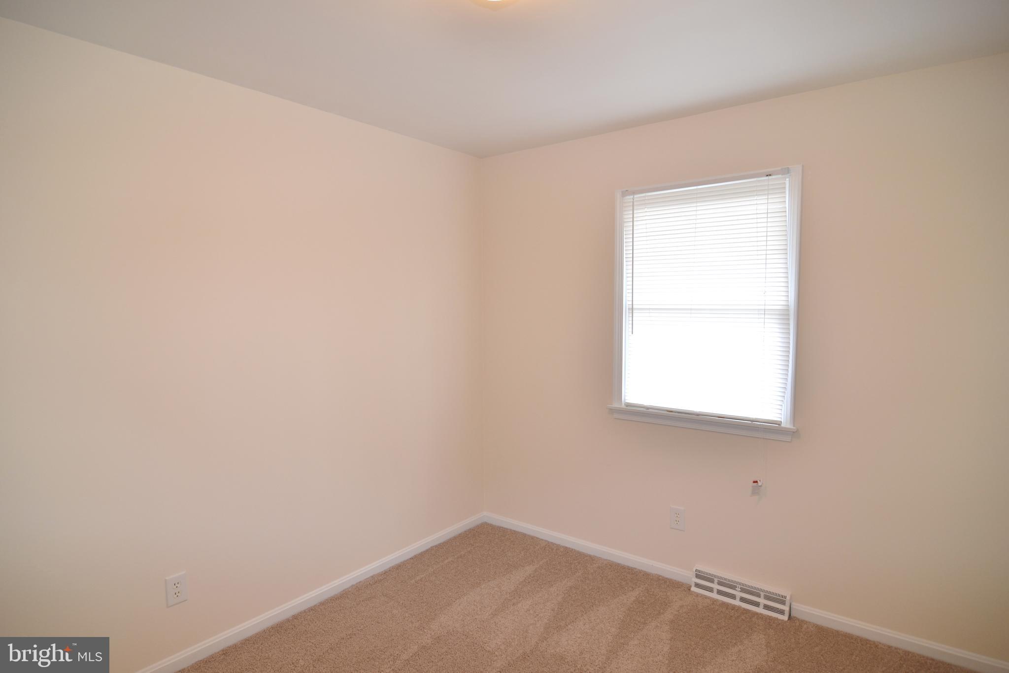 SPRING VALLEY - Residential Lease