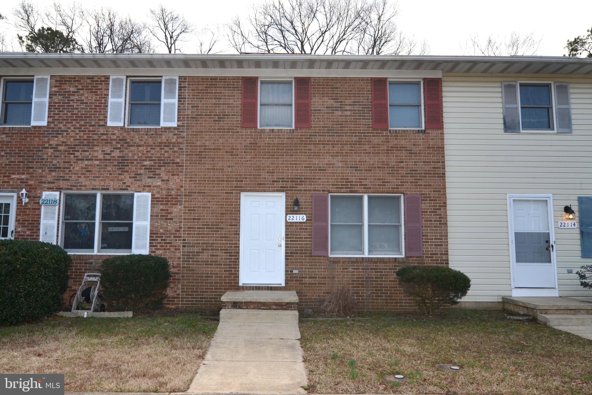 Recently updated 3BR 1.5FB townhome.  Tenant responsible for all utilities.  Pets case-by-case basis.  Immediate availability.  Close to Naval Air Station Patuxent River
