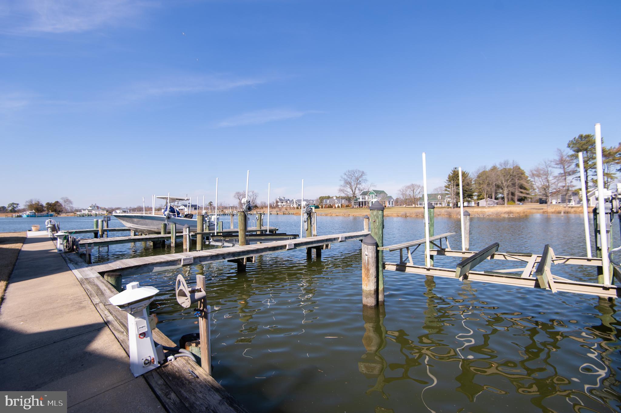 WARWICK LANDING - Residential