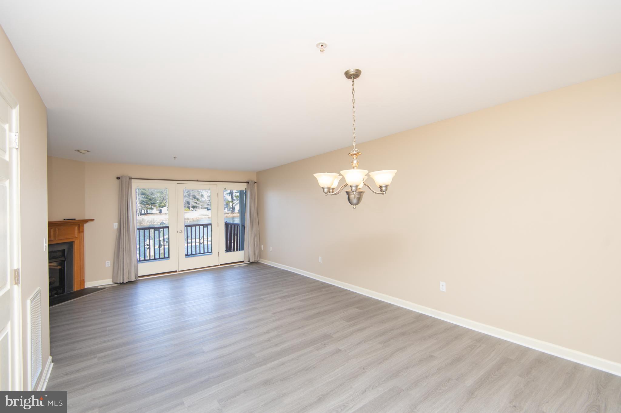 WARWICK LANDING - Residential