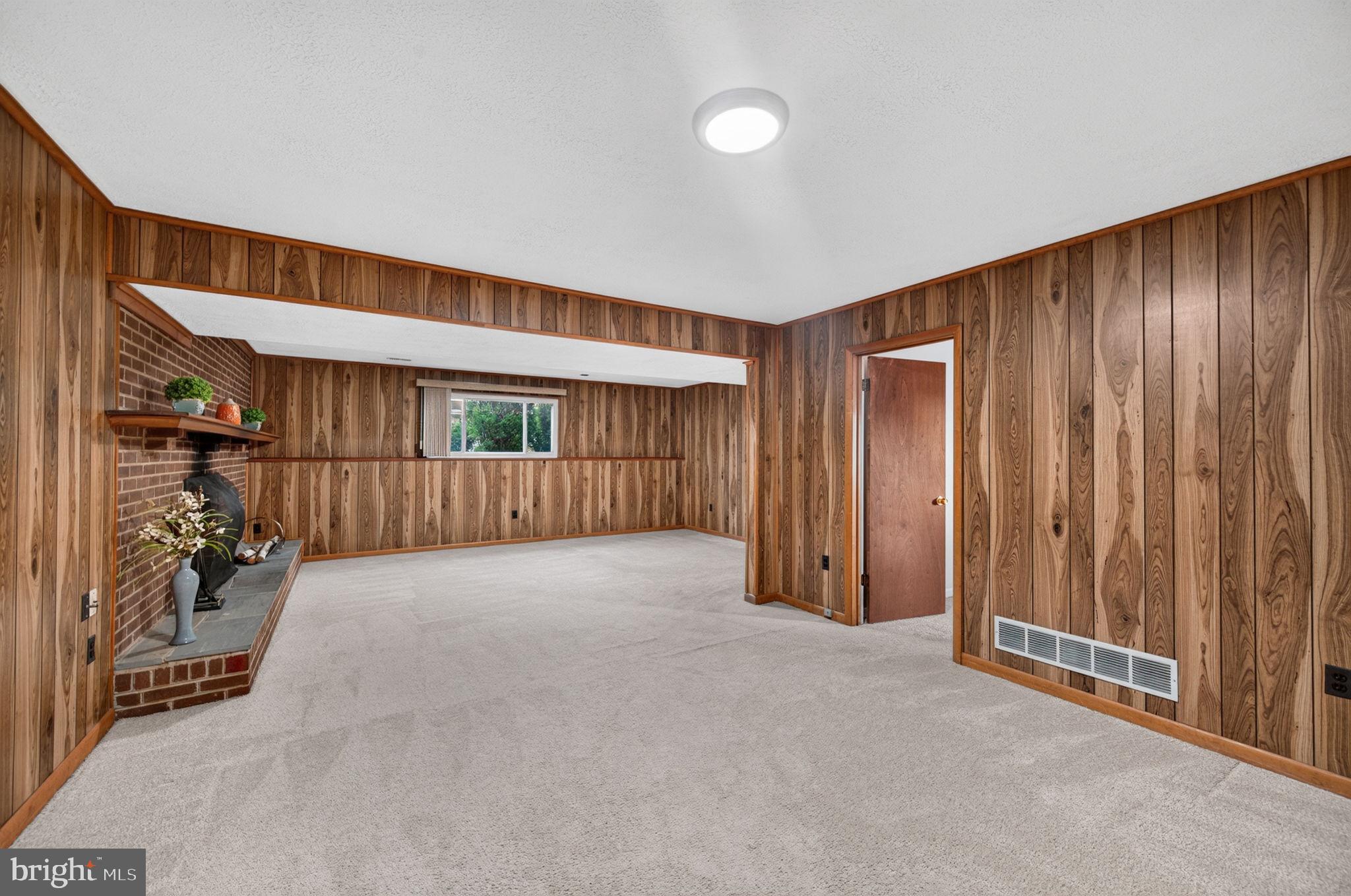 LINTHICUM HEIGHTS - Residential