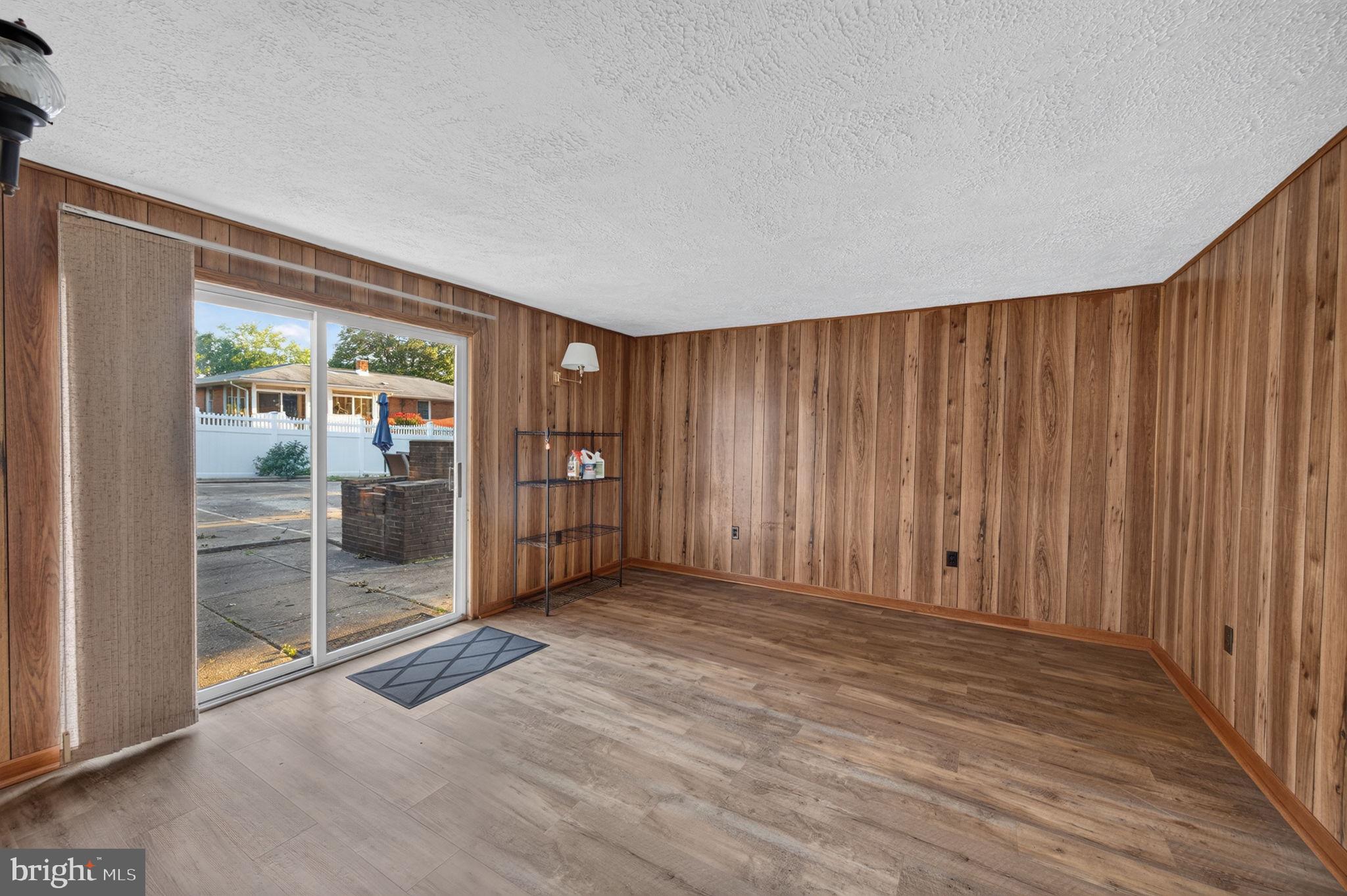 LINTHICUM HEIGHTS - Residential