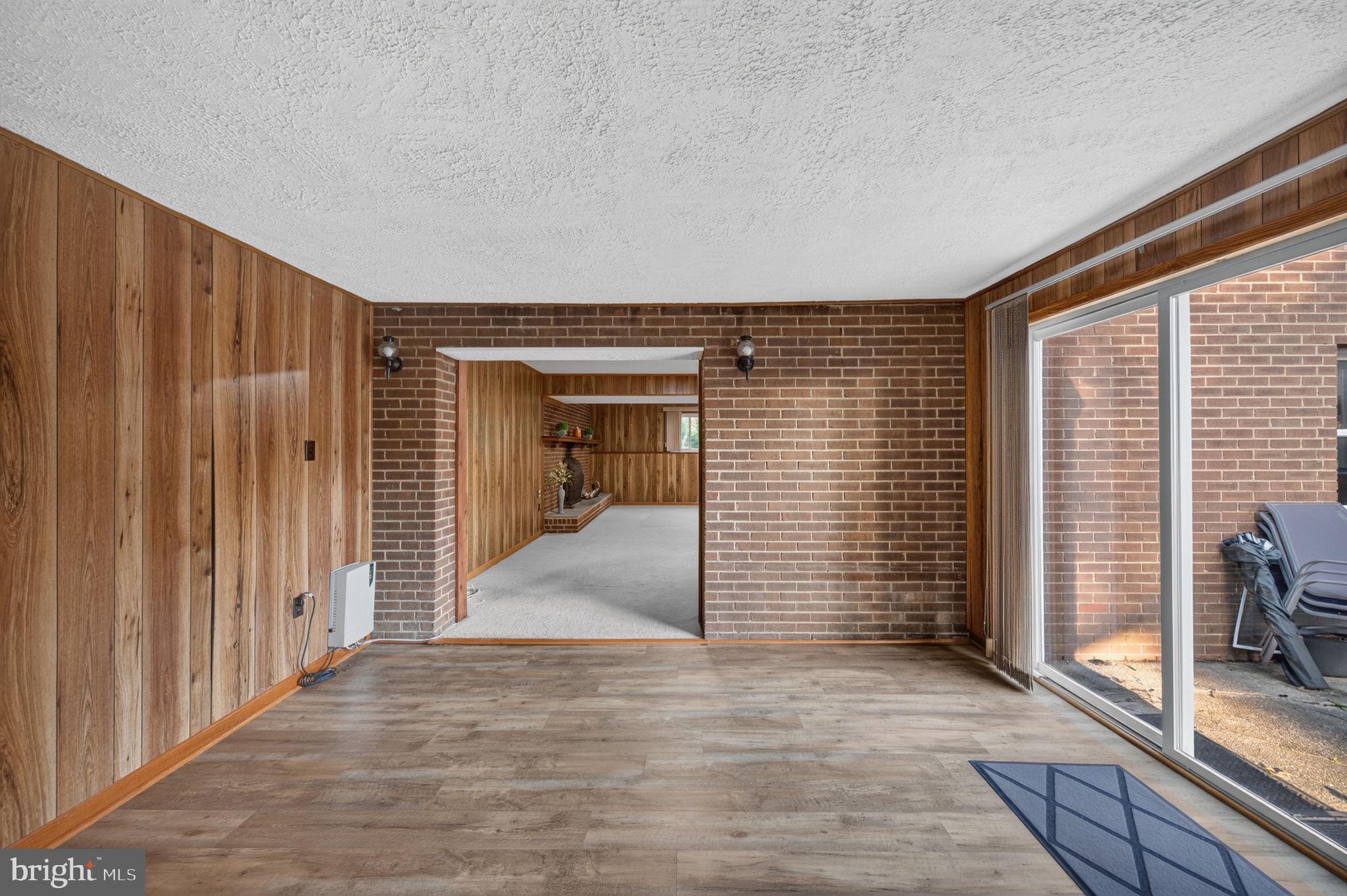 LINTHICUM HEIGHTS - Residential