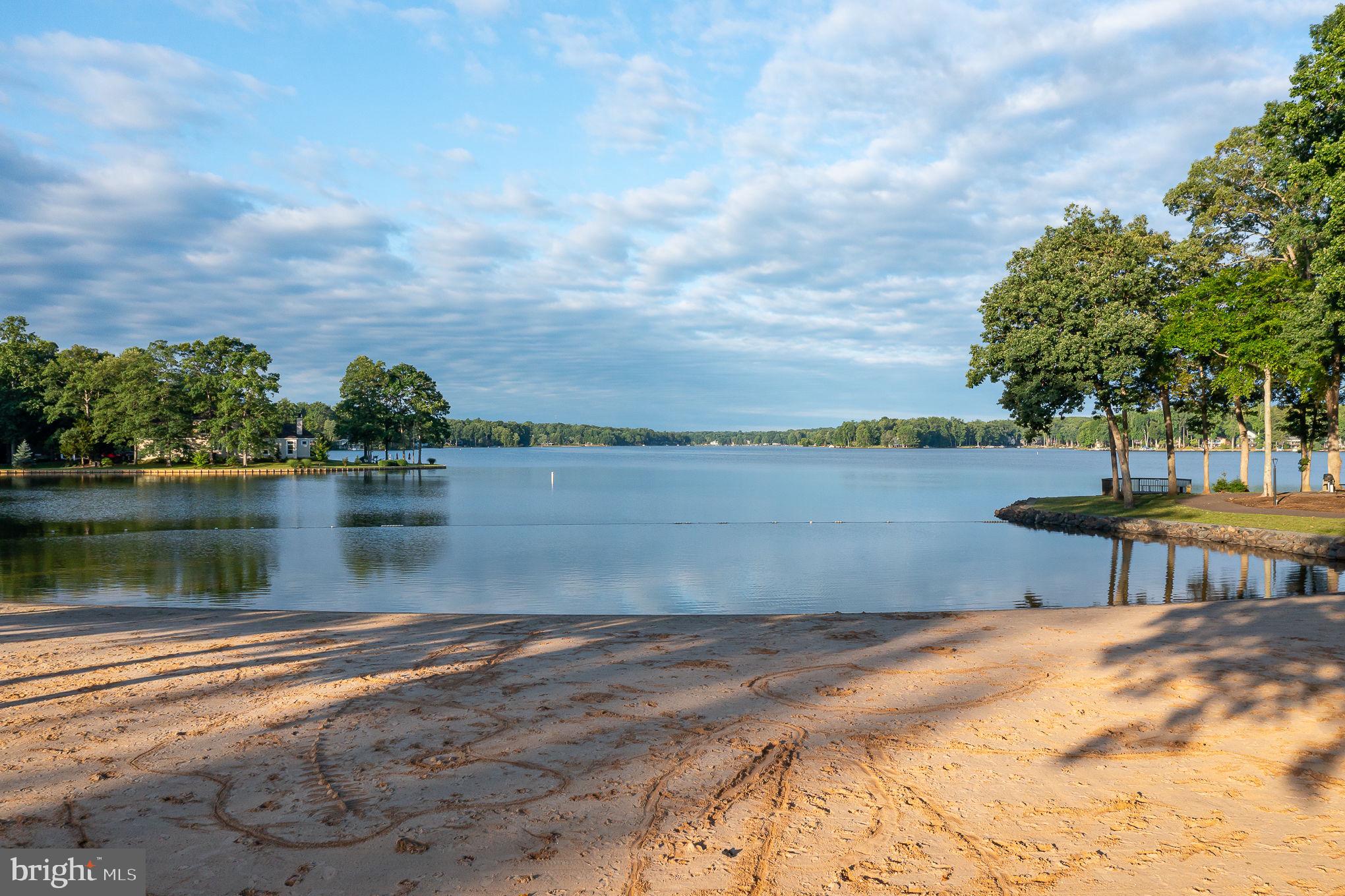 LAKE OF THE WOODS - Residential