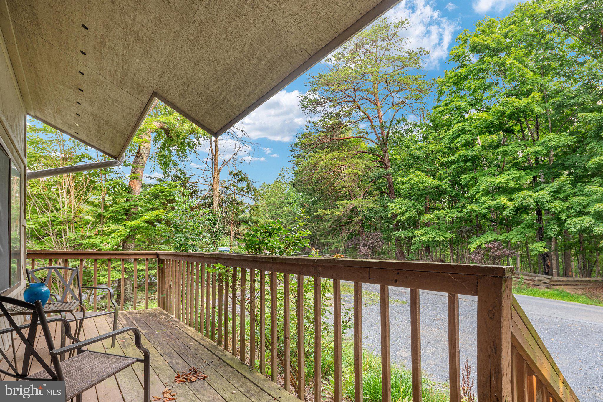 LAKEVIEW PEDESTAL HOMES - Residential
