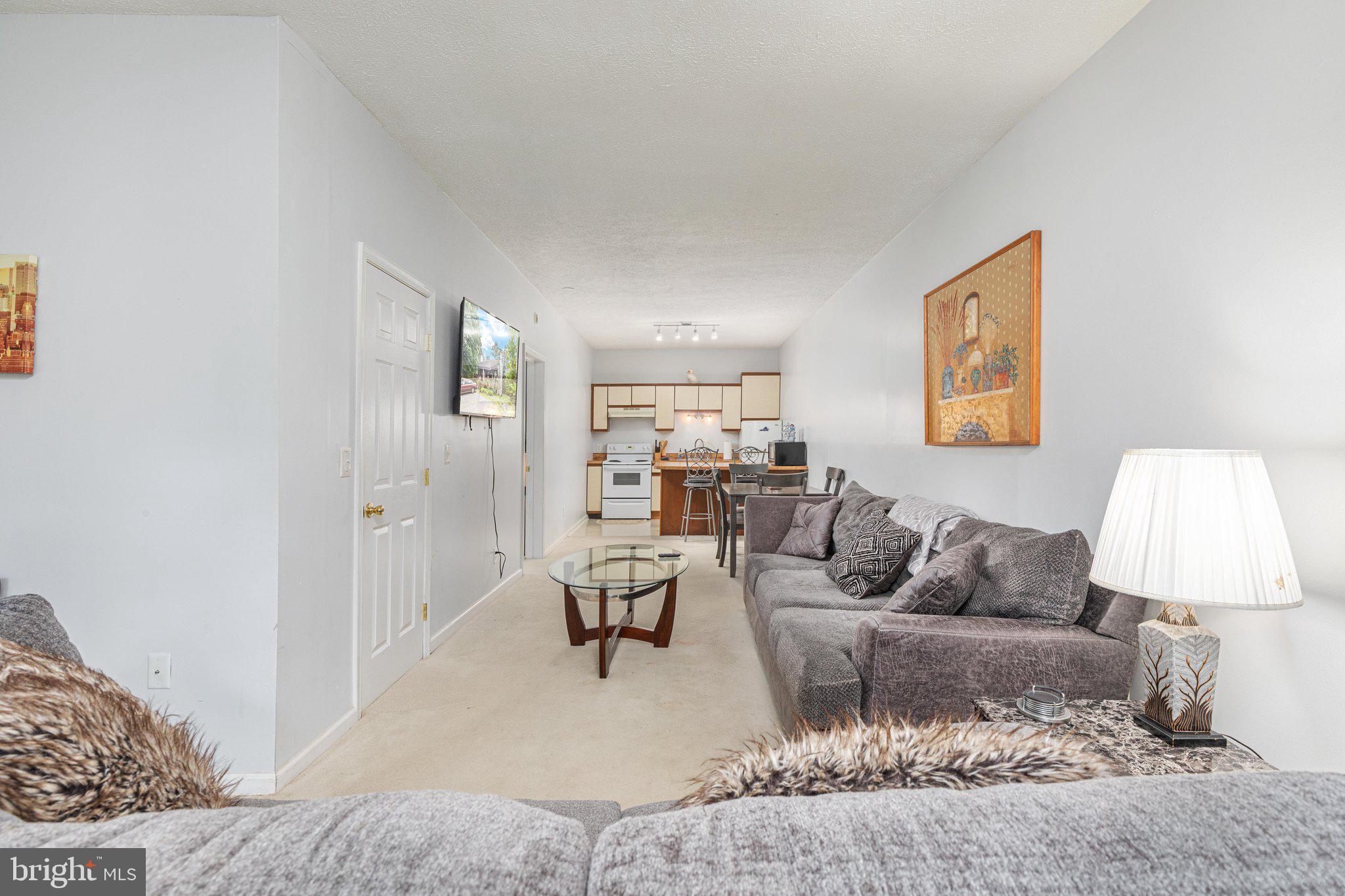 LAKEVIEW PEDESTAL HOMES - Residential