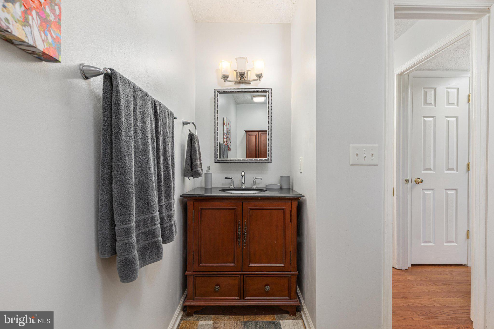 LAKEVIEW PEDESTAL HOMES - Residential