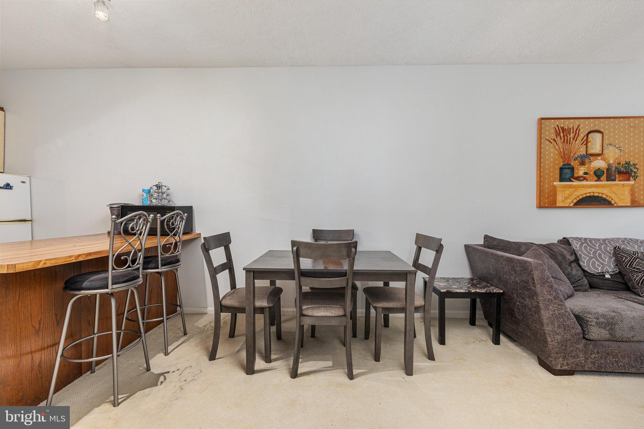 LAKEVIEW PEDESTAL HOMES - Residential