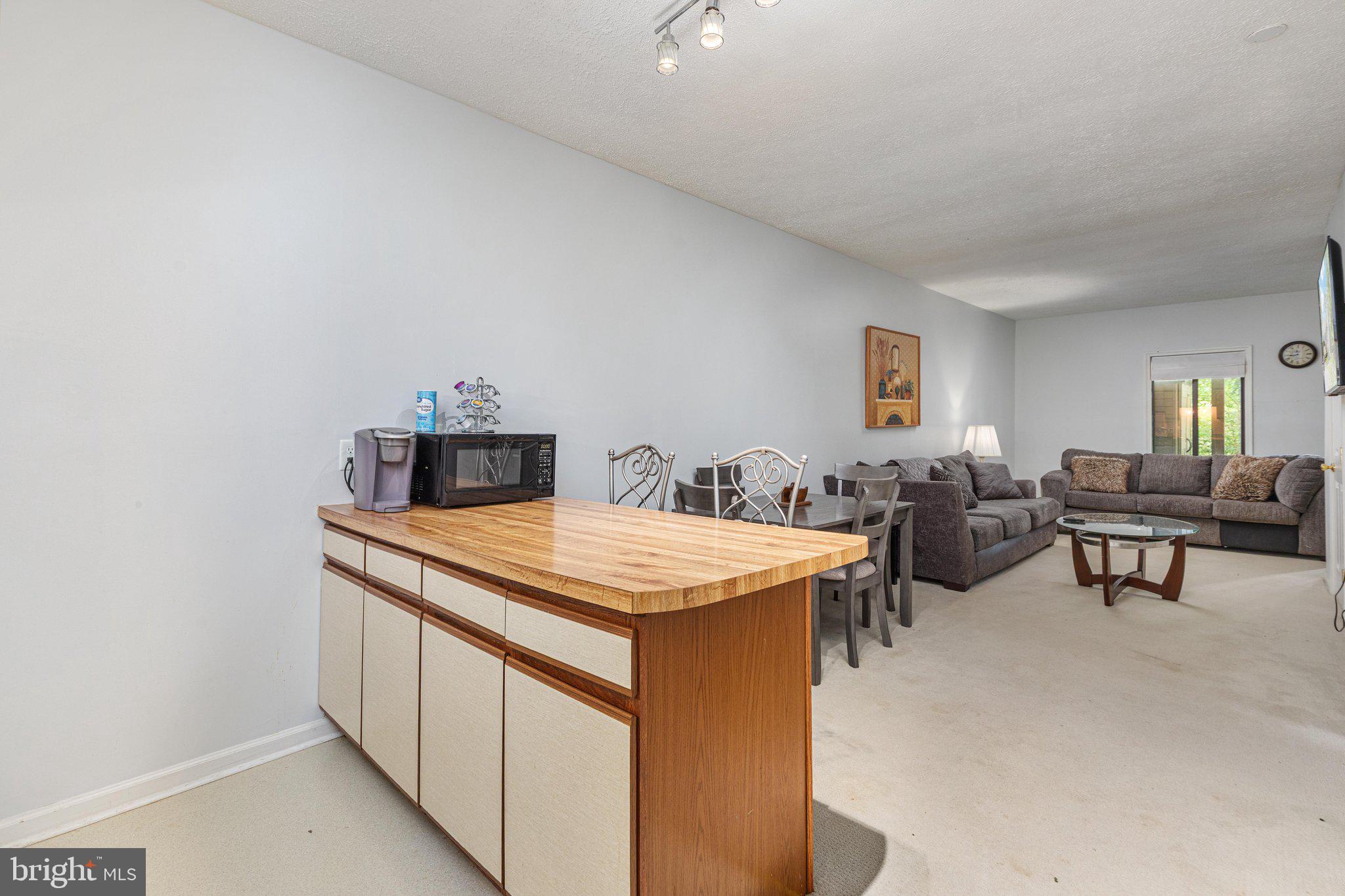 LAKEVIEW PEDESTAL HOMES - Residential
