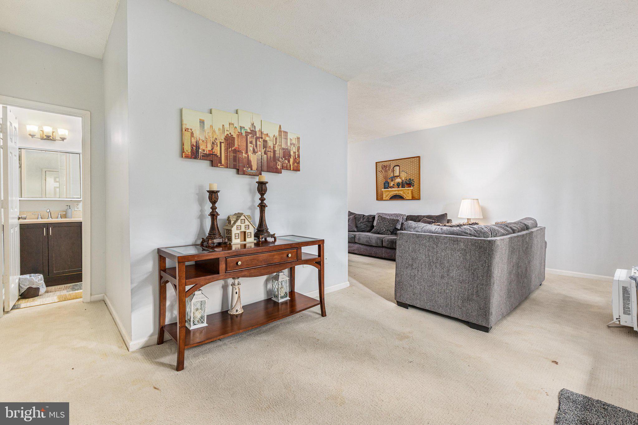 LAKEVIEW PEDESTAL HOMES - Residential