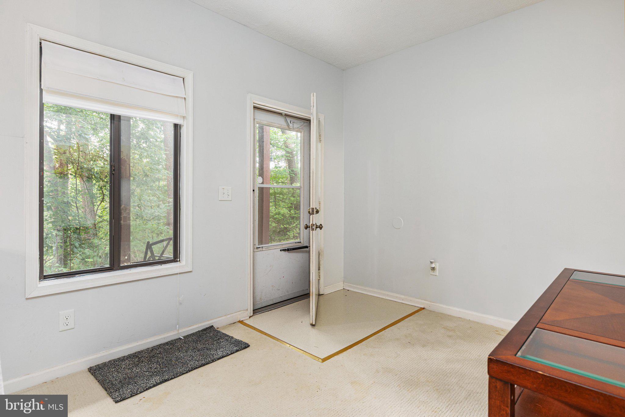LAKEVIEW PEDESTAL HOMES - Residential