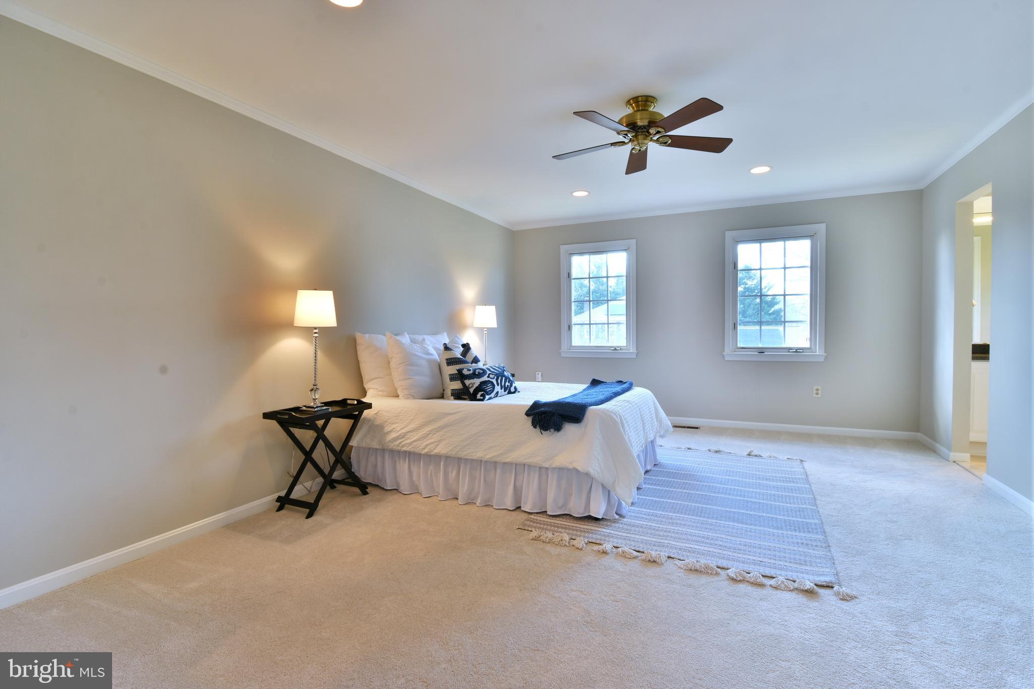 ROLLING VALLEY - Residential