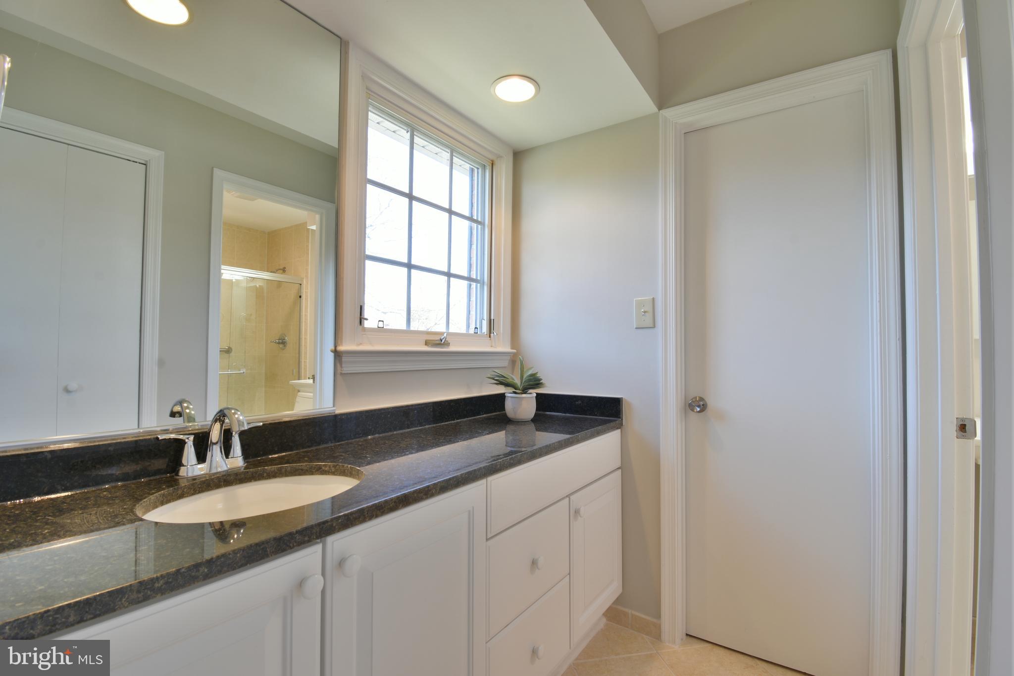 ROLLING VALLEY - Residential