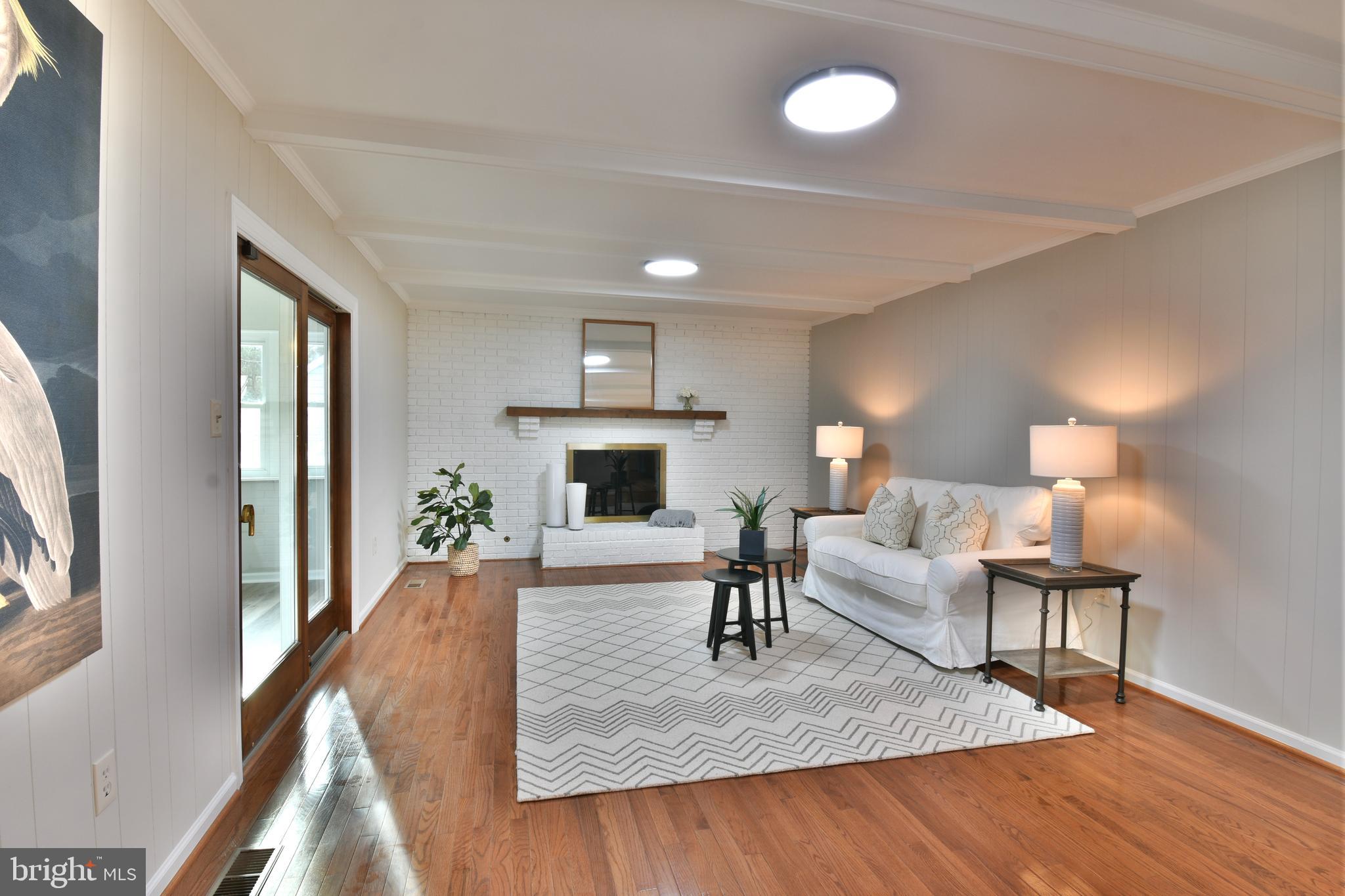 ROLLING VALLEY - Residential