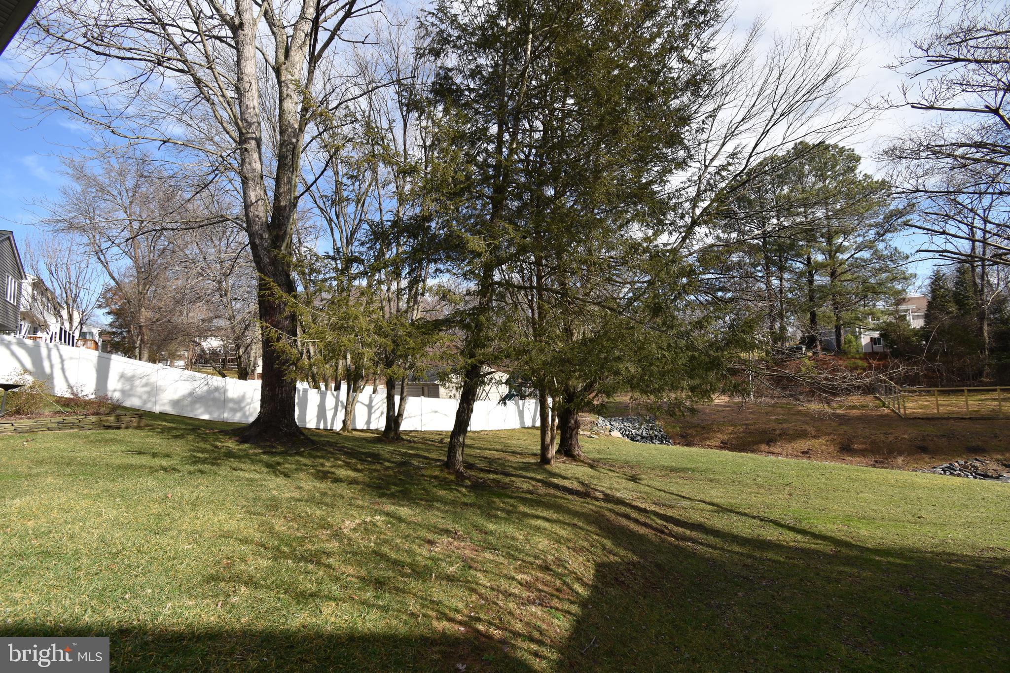 ROLLING VALLEY - Residential