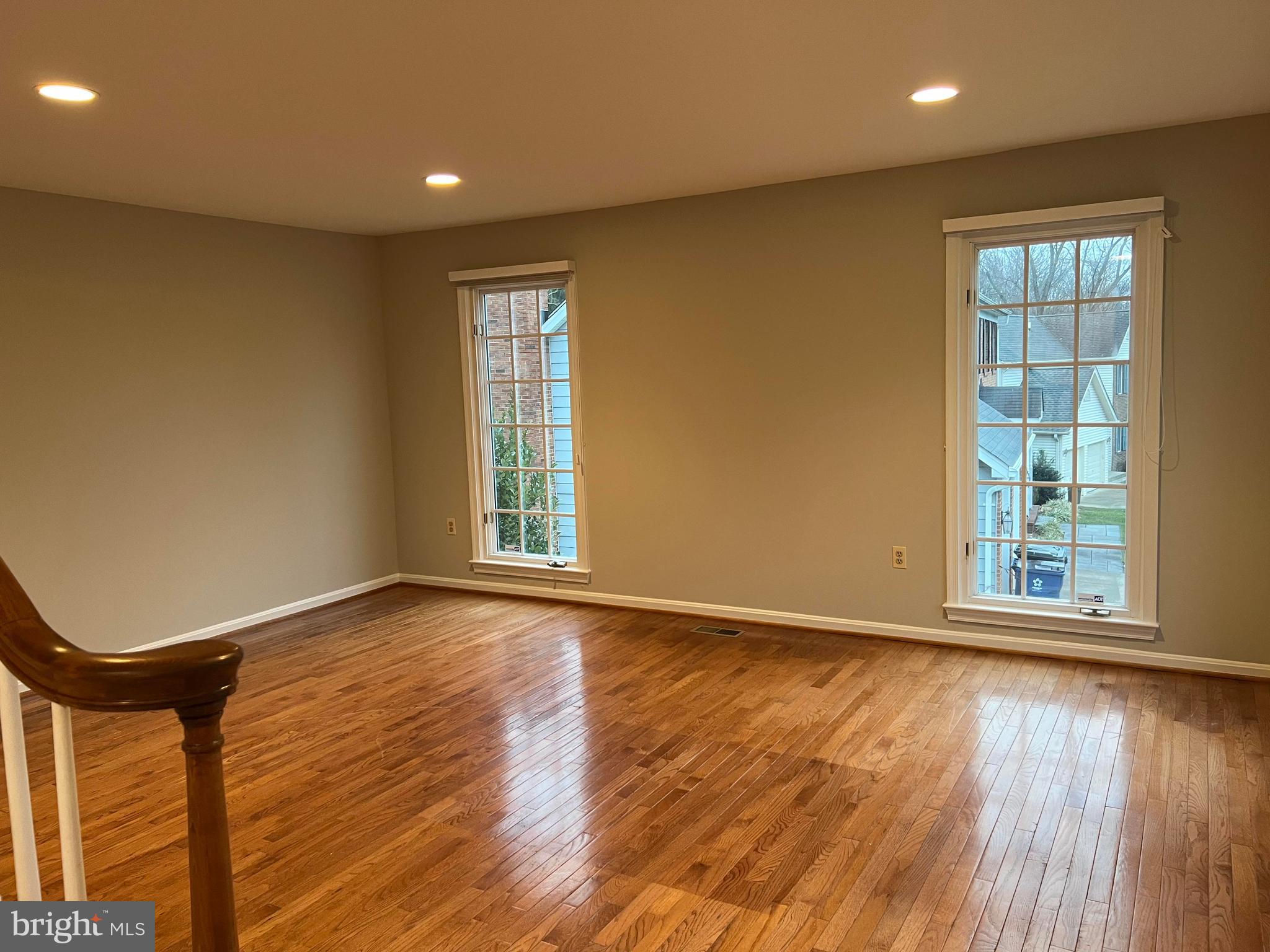 ROLLING VALLEY - Residential
