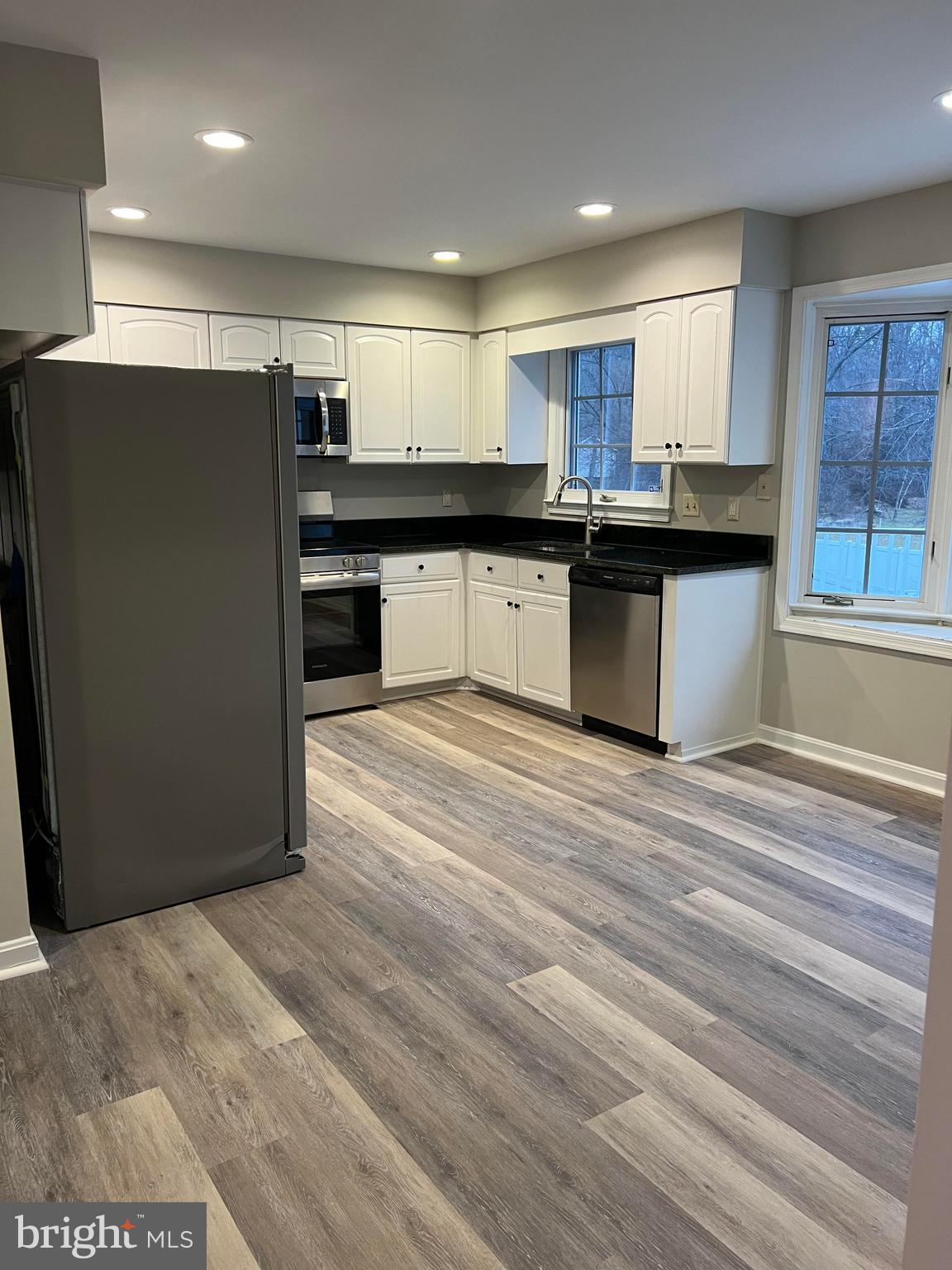ROLLING VALLEY - Residential