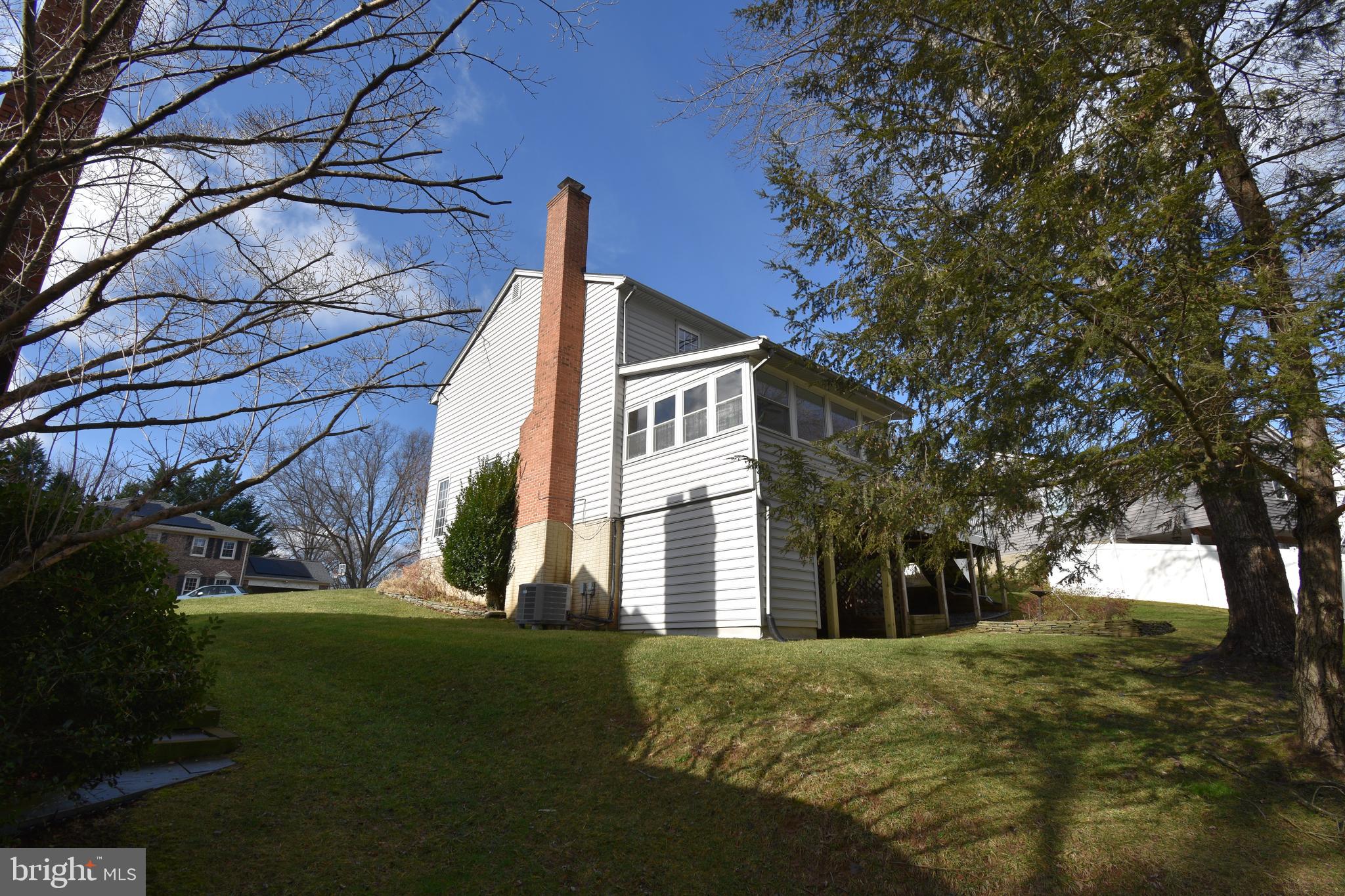 ROLLING VALLEY - Residential