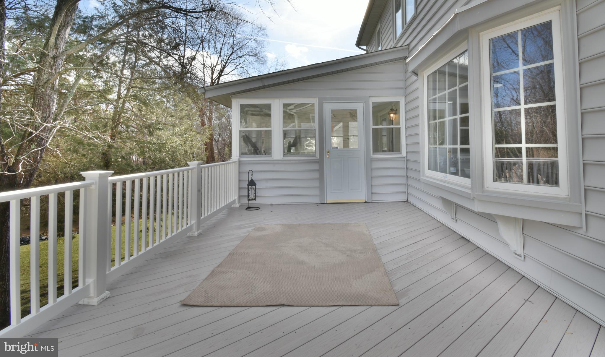 ROLLING VALLEY - Residential