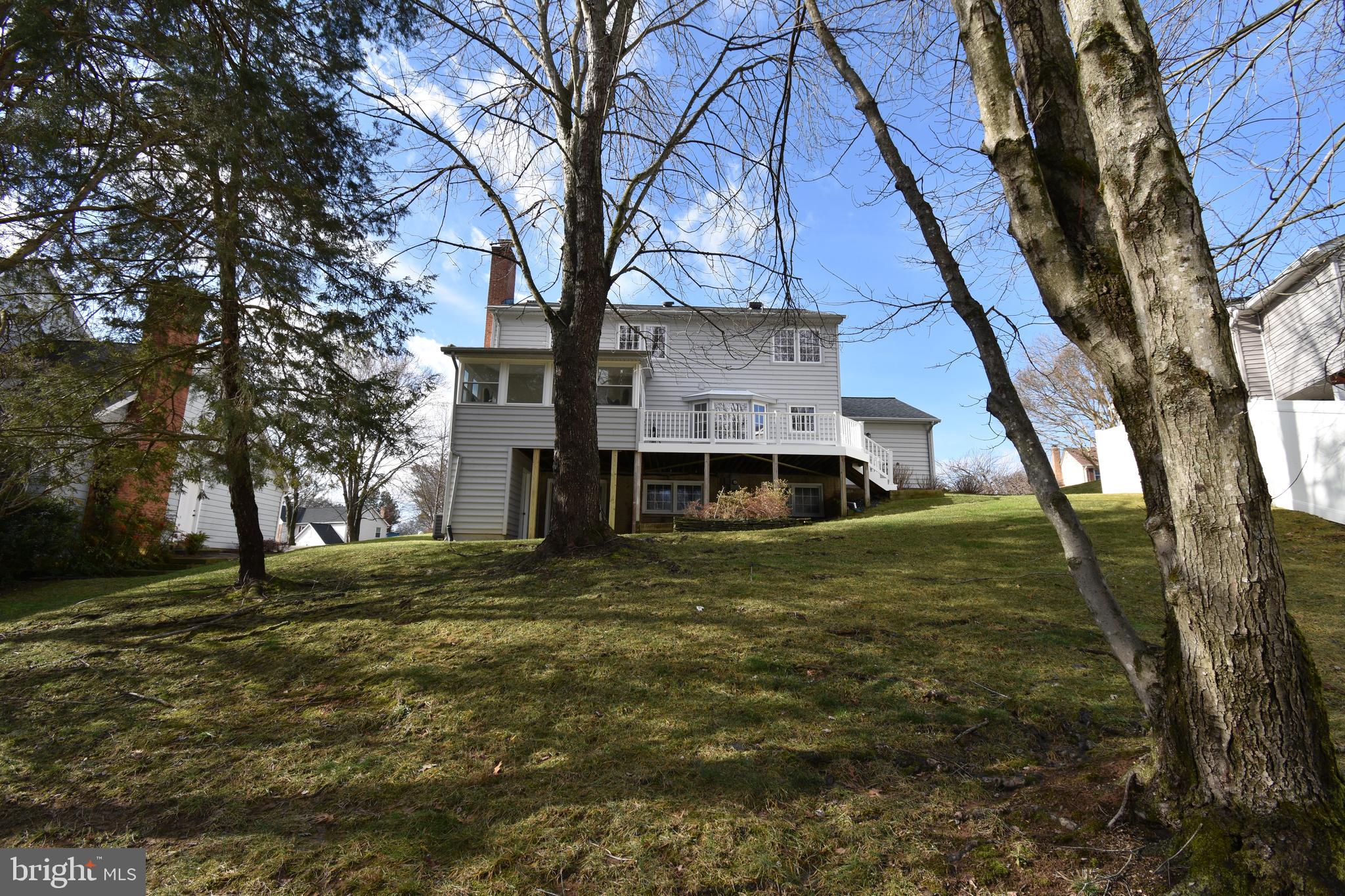 ROLLING VALLEY - Residential