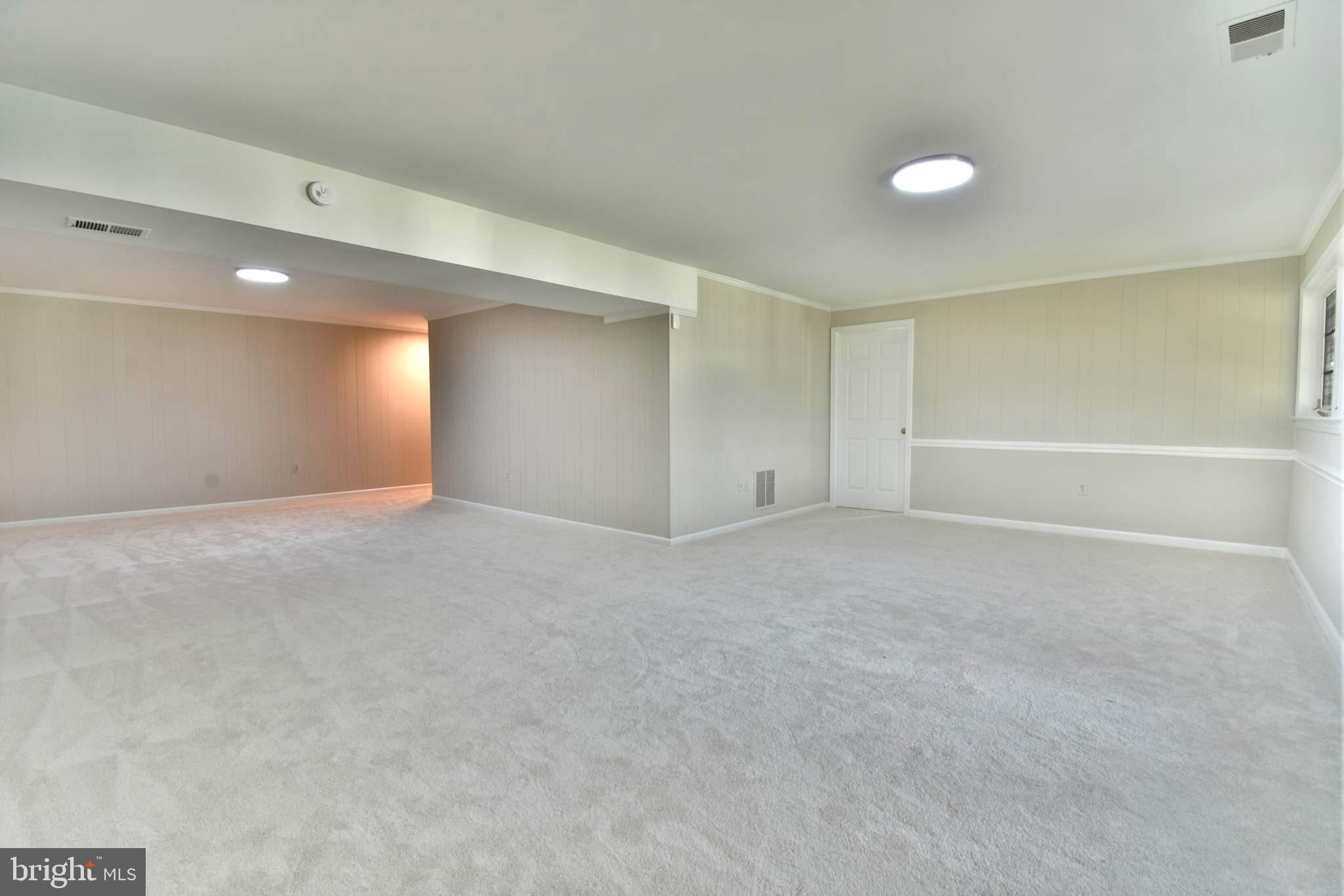 ROLLING VALLEY - Residential