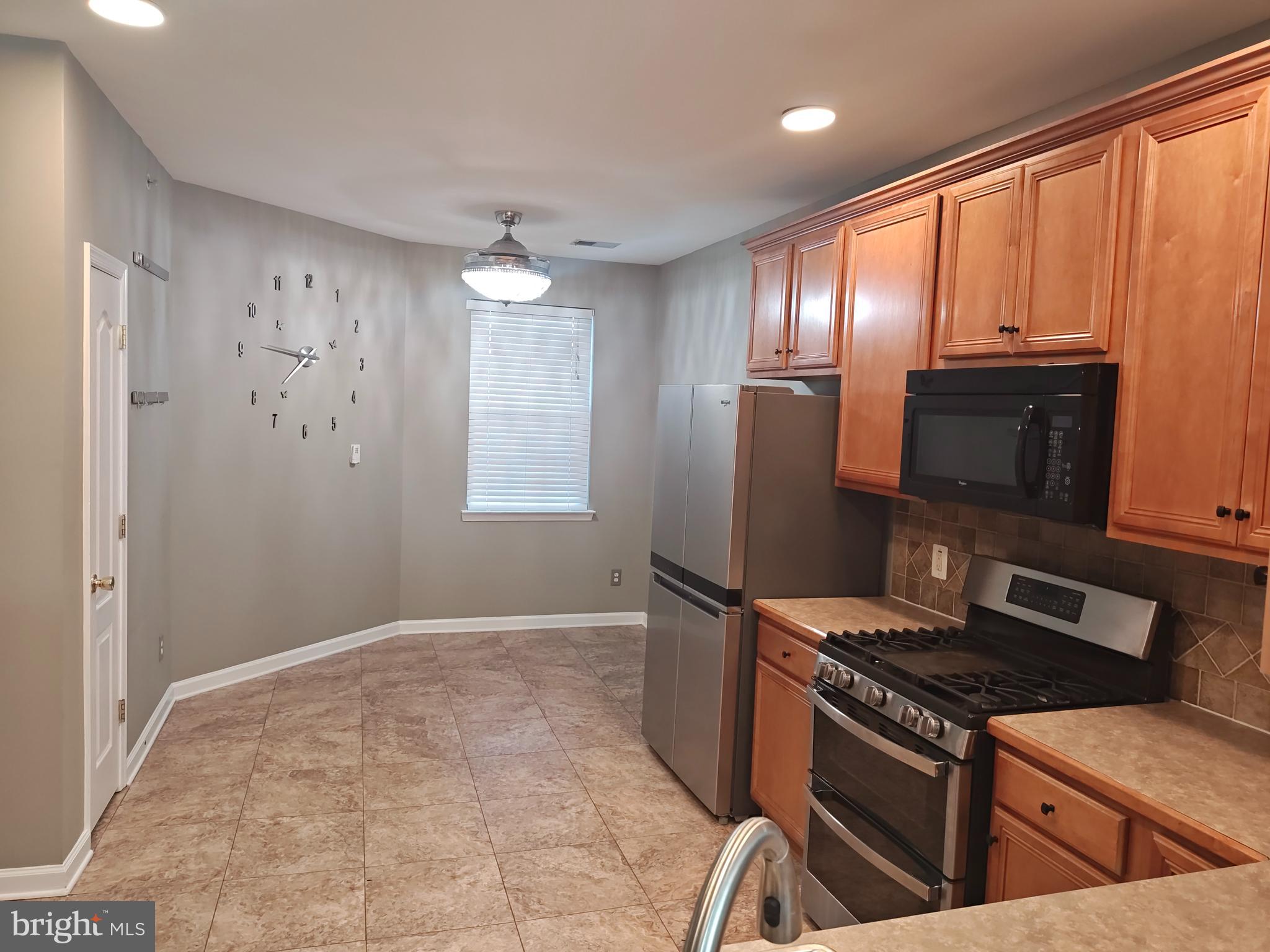 BELMONT BAY - Residential Lease