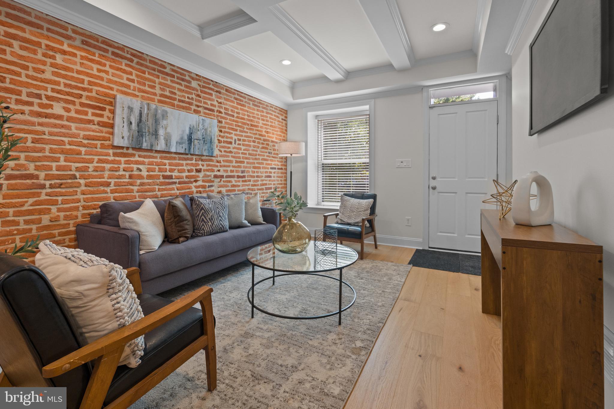 RIVERSIDE - Residential