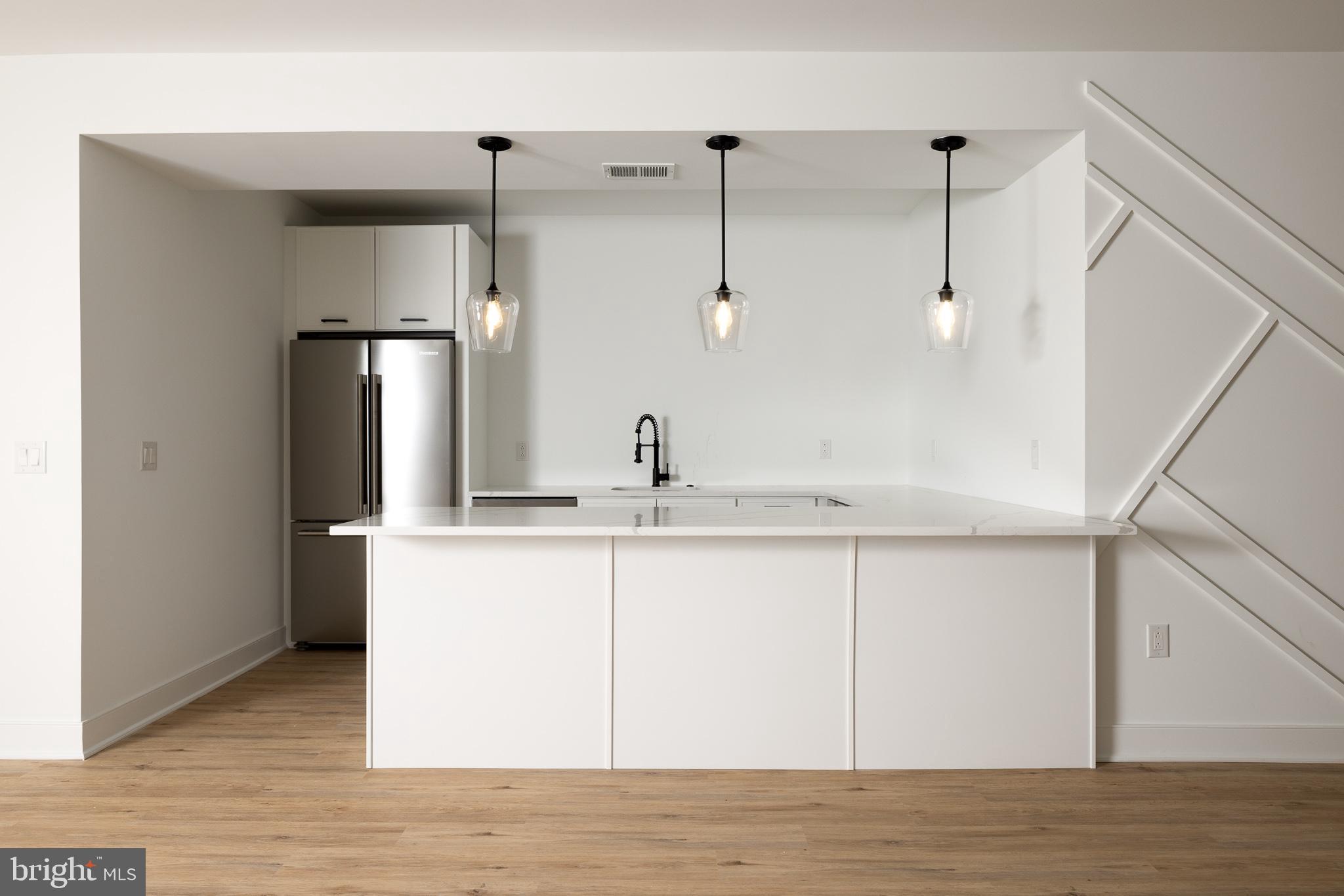 TENNIS POINTE - Residential
