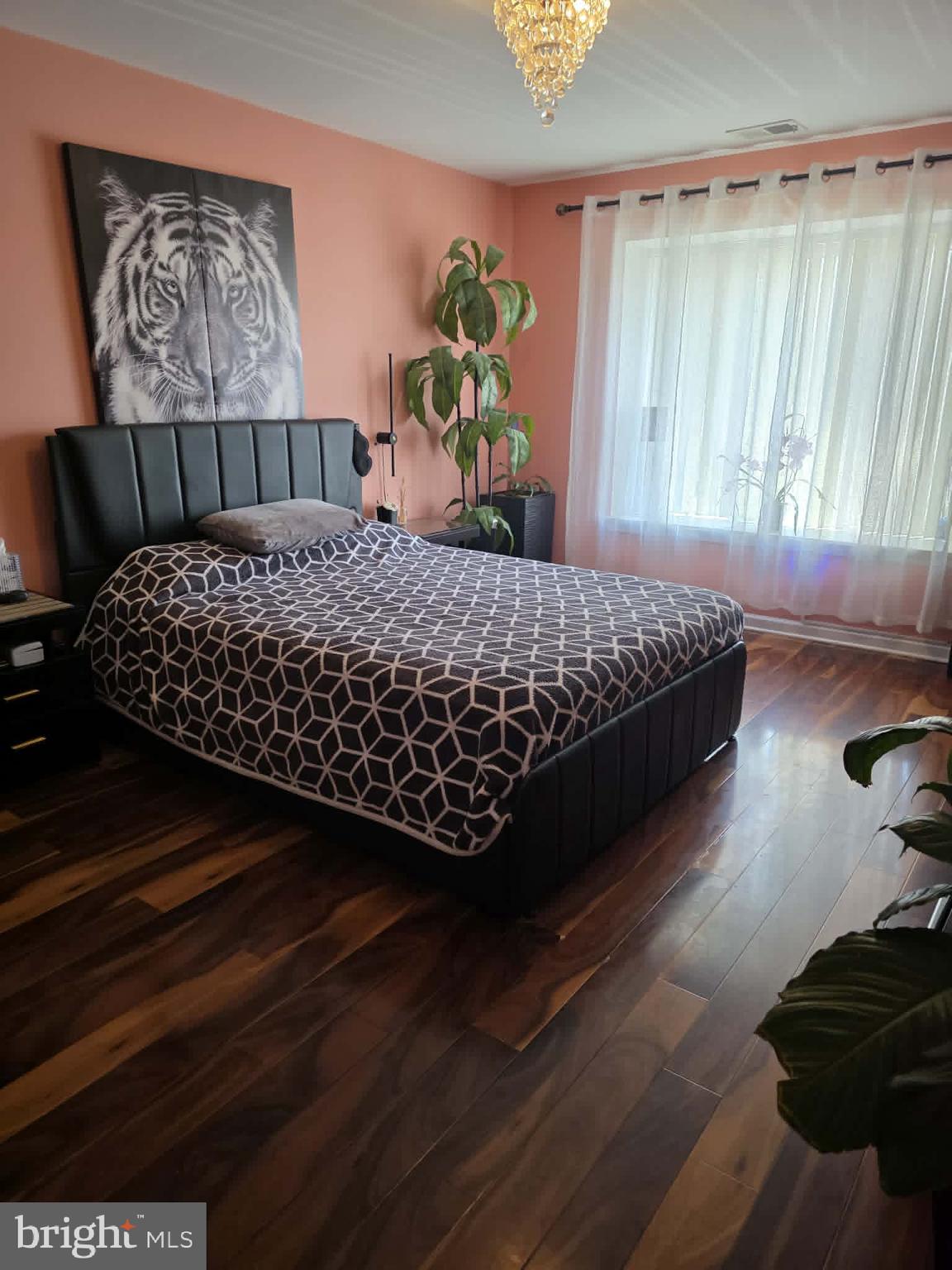 FOUNTAIN POINTE - Residential