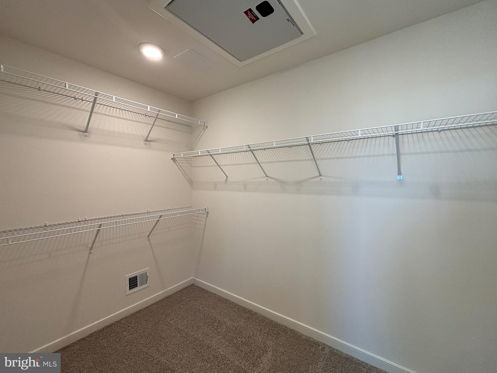 CASCADE LANDING - Residential