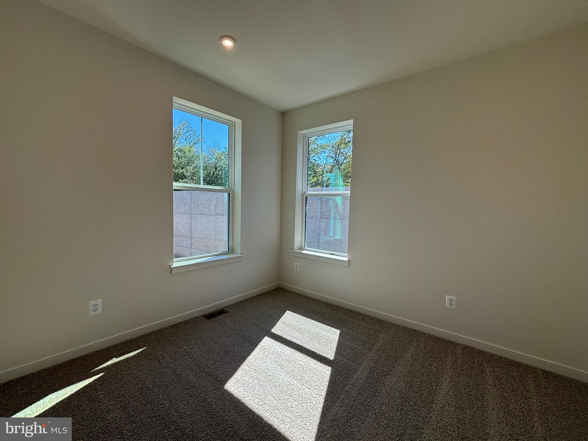 CASCADE LANDING - Residential