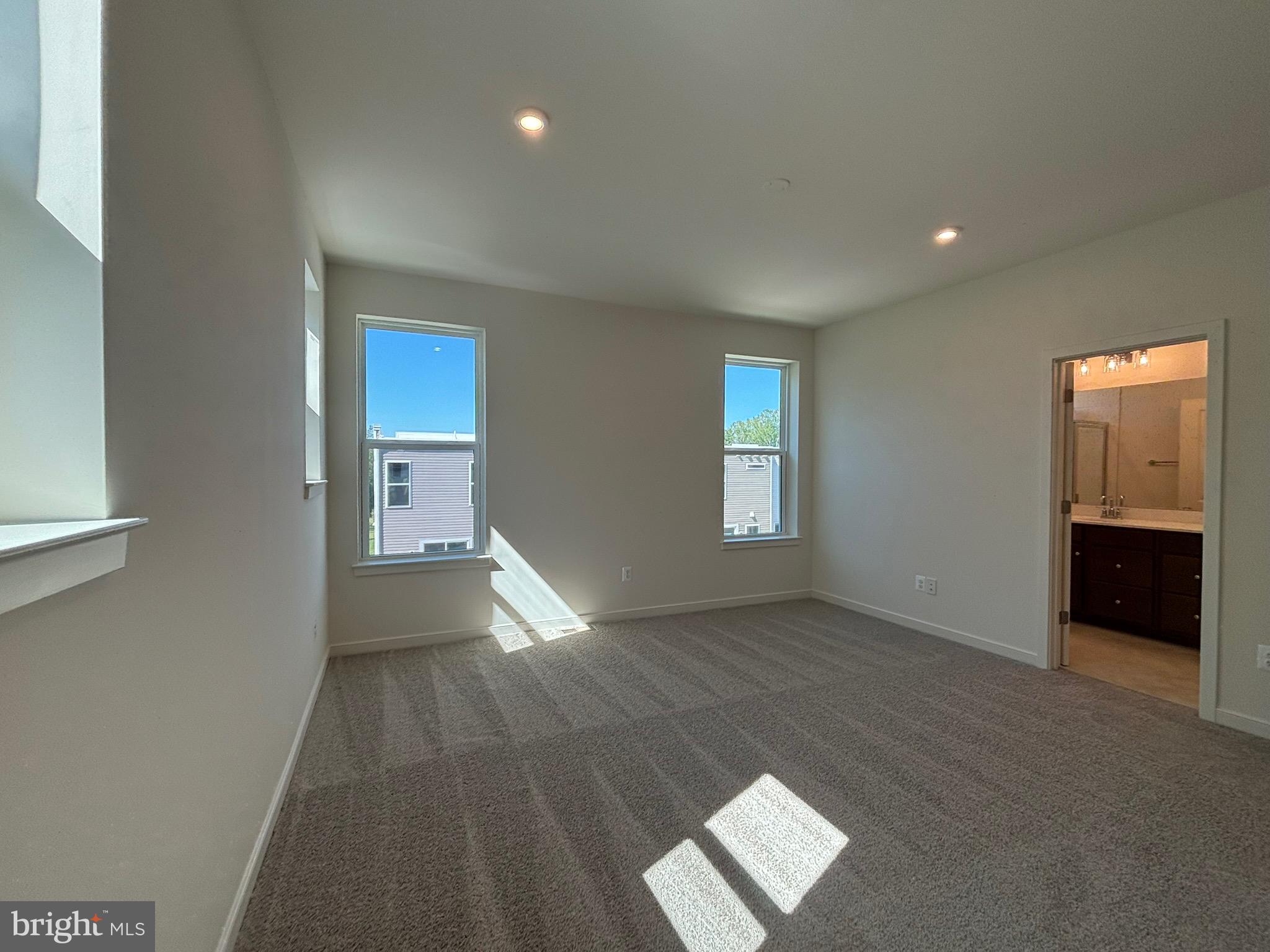 CASCADE LANDING - Residential