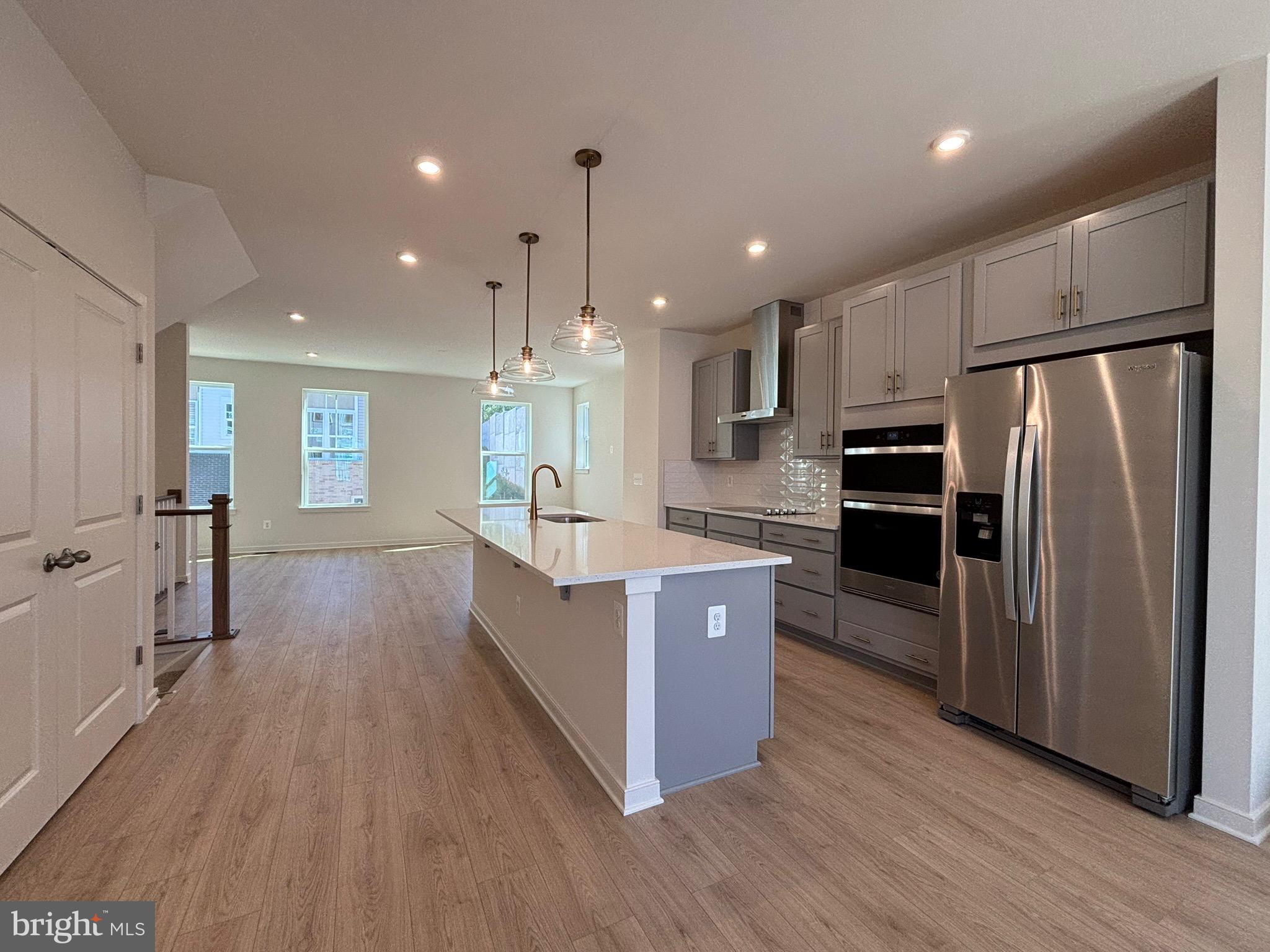 CASCADE LANDING - Residential