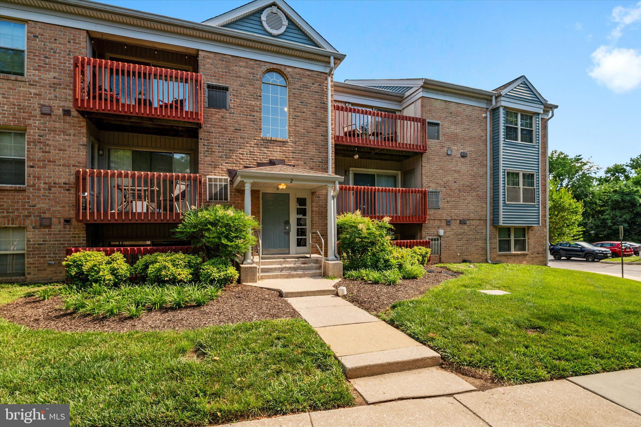 Welcome to 2 Banyan Wood Ct! This Penthouse condo breaths modernity into Essex MD. Step into your foyer to see clean LVP floors,  quartz breakfast bar and recess lighting. As you stroll into the Kitchen, find your sleek quartz countertops, quality cabinets , finished backsplash and mostly stainless steel appliances. With a bedroom filled with natural light and walk in closet, mornings will seem breezy. Get ready for the day in luxury, with your refreshed tiled shower, sleek vanity, and stainless steel hardware. Extra bedroom provides flexibility for an office, entertainment room, or simply another place to rest. With recently replaced HVAC and Water Heater, maintenance costs will be no worry. Make Essex your next home in Banyan Wood Ct!