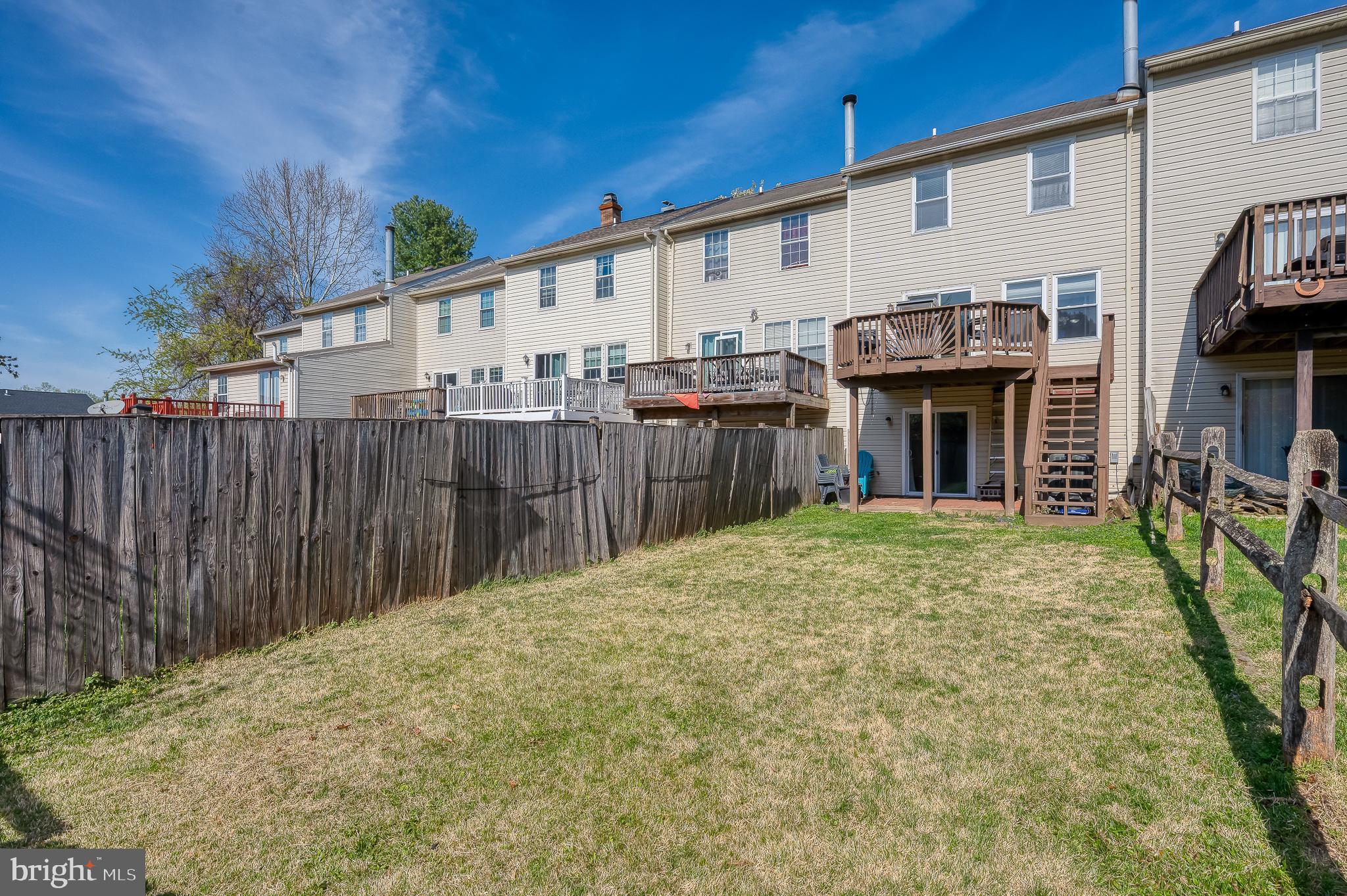 CONSTANT FRIENDSHIP - Residential