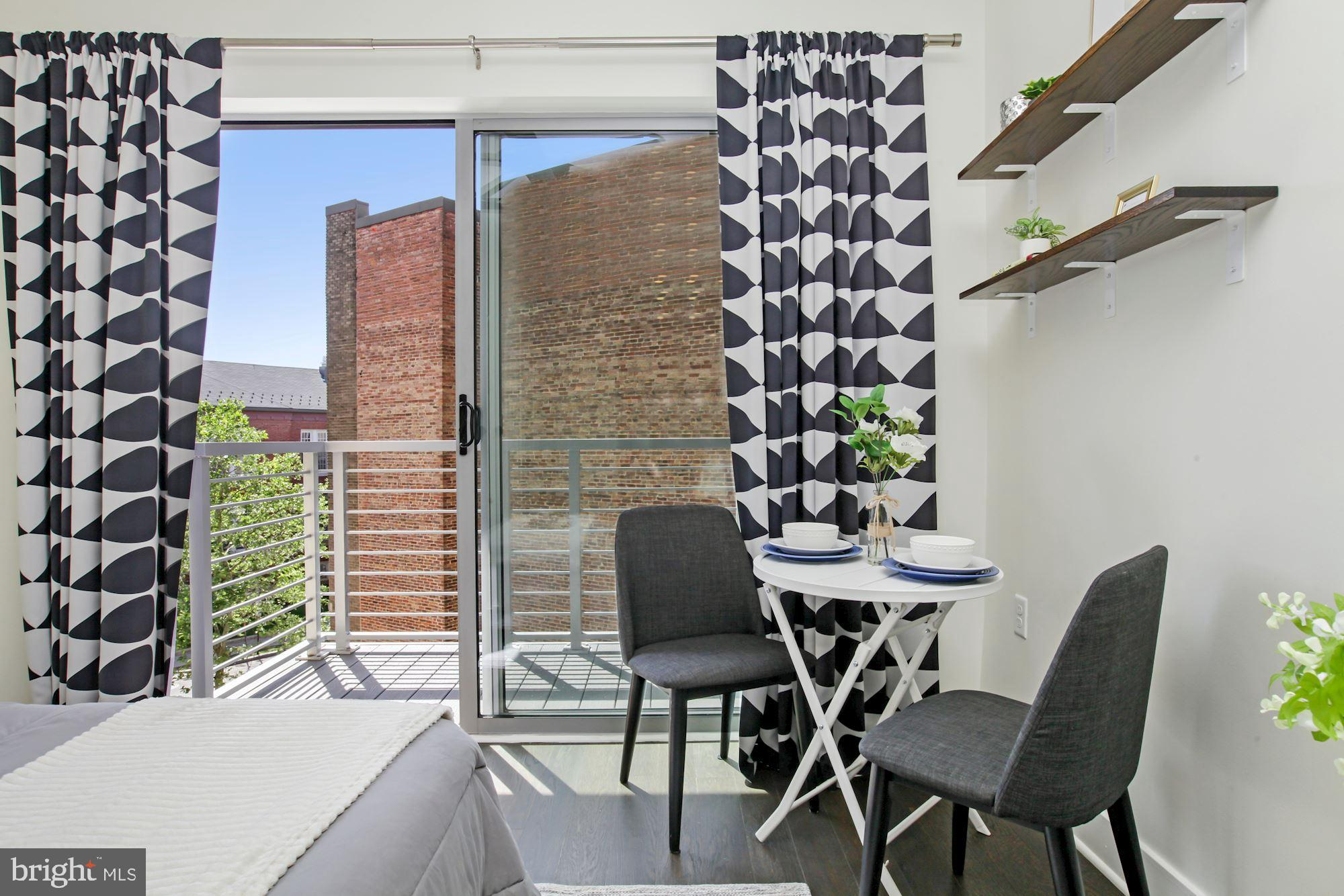 MOUNT PLEASANT - Residential