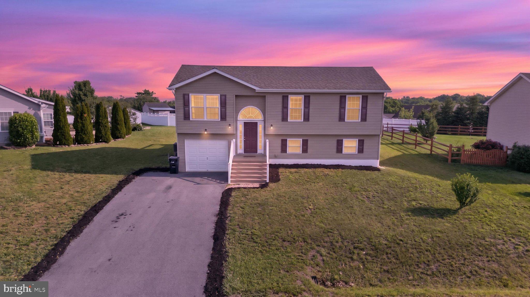 THE VINEYARDS - Residential