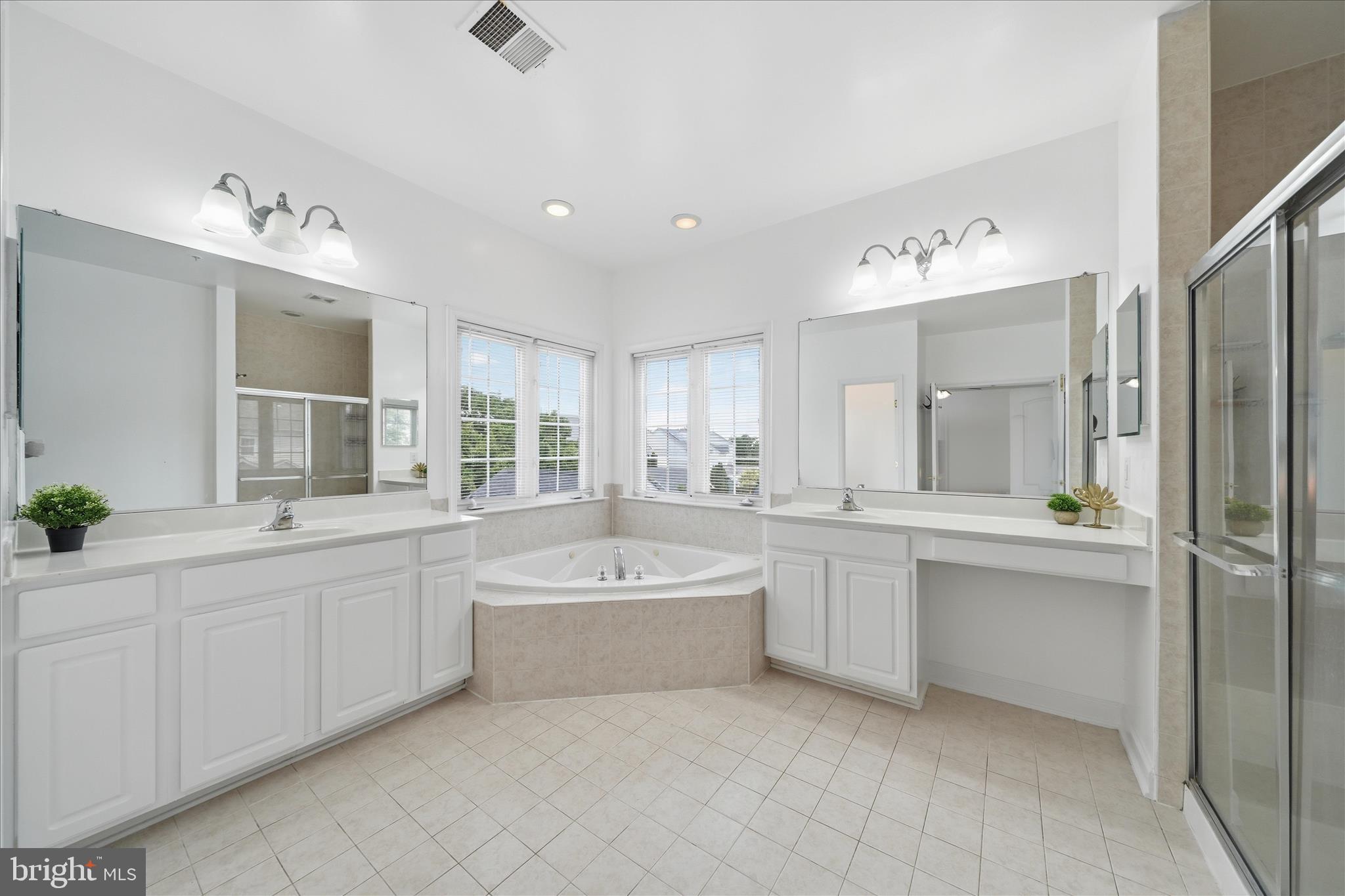 HIGHLANDS AT CLARKSBURG - Residential